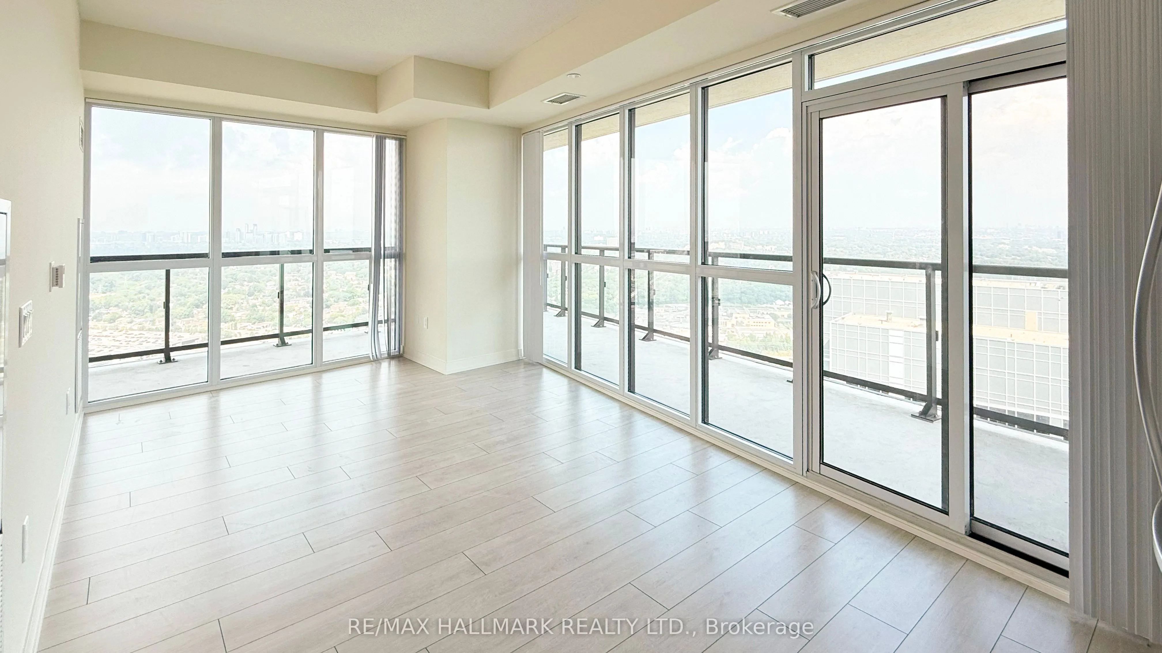 38 Annie Craig Drive, #4811