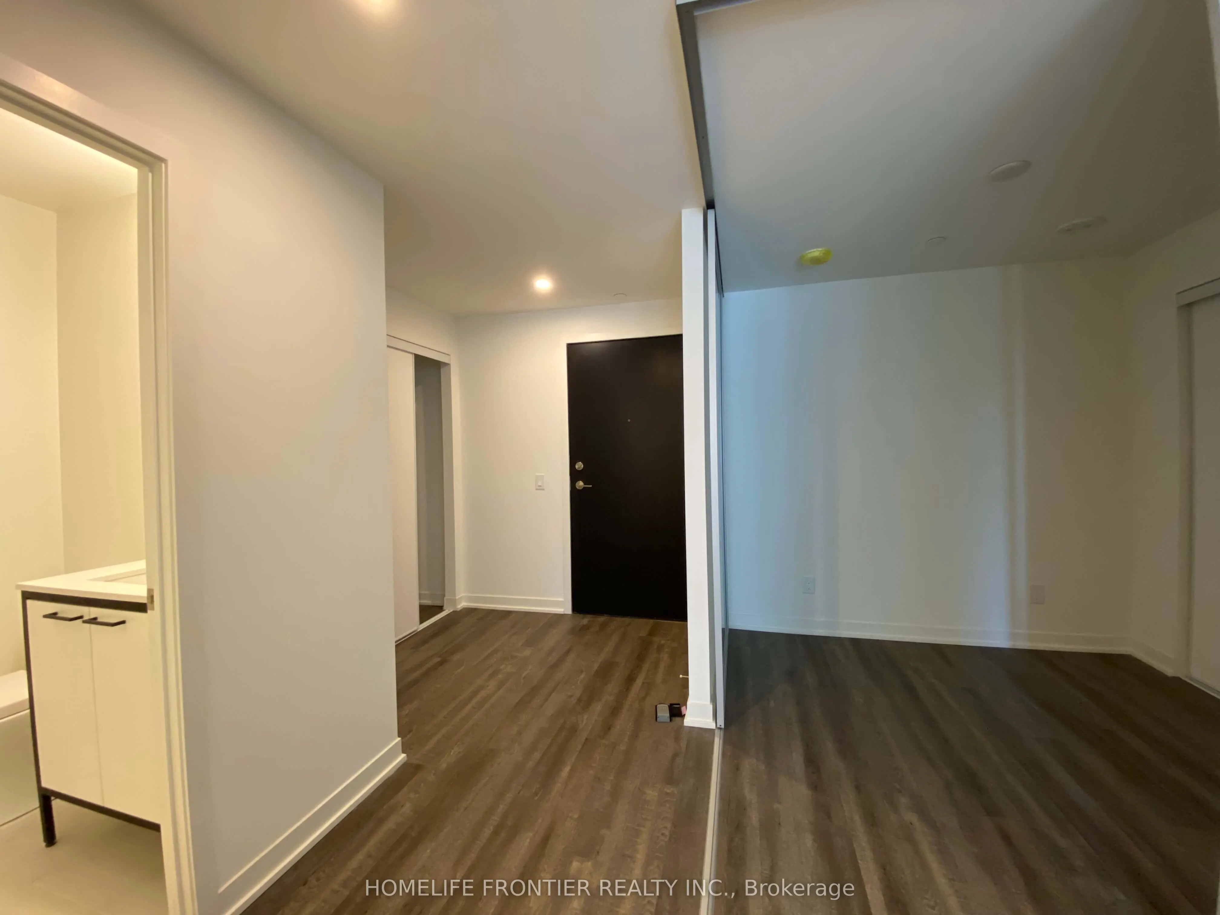 1808 St. Clair Avenue W, #412