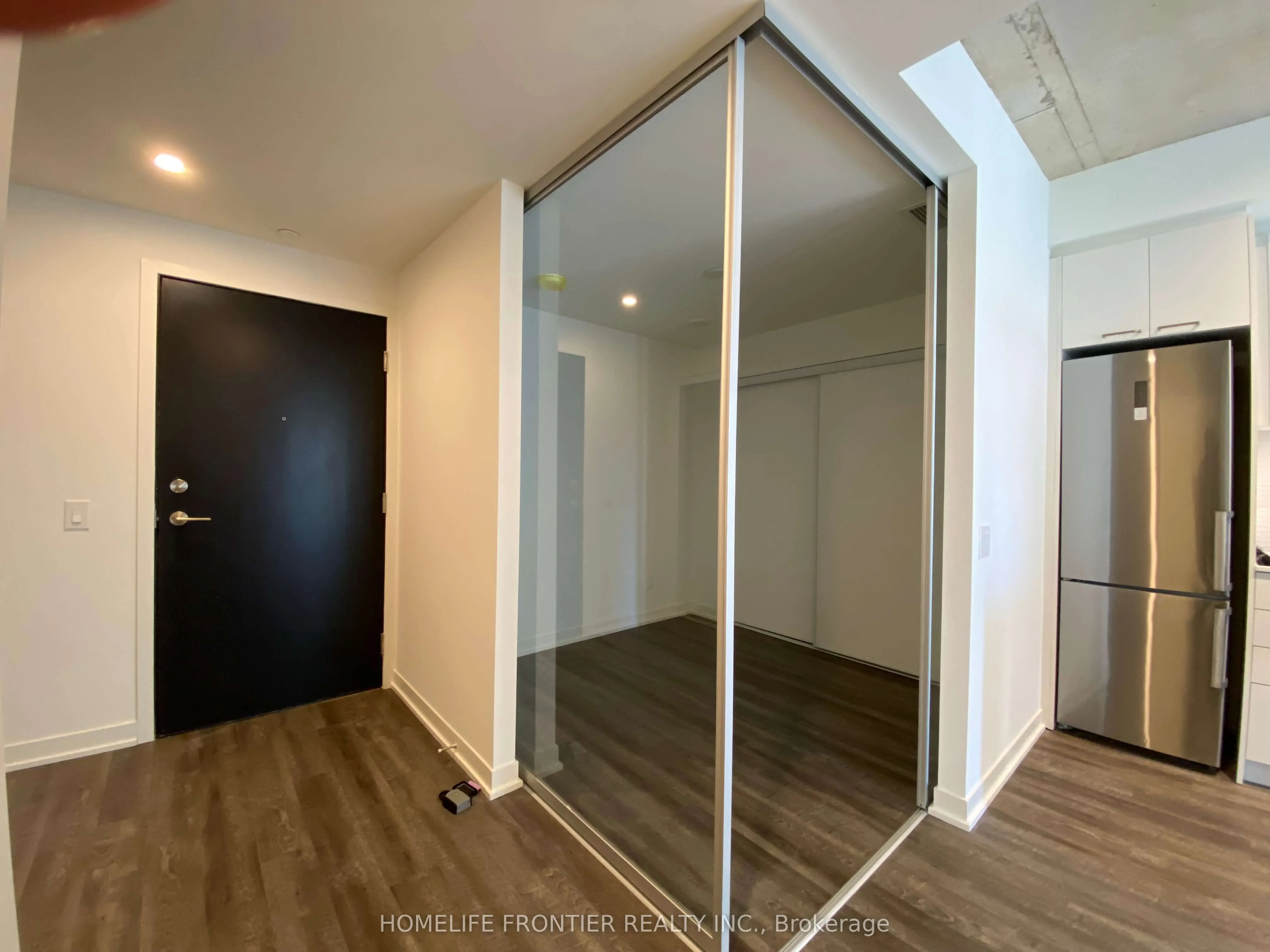 1808 St. Clair Avenue W, #412