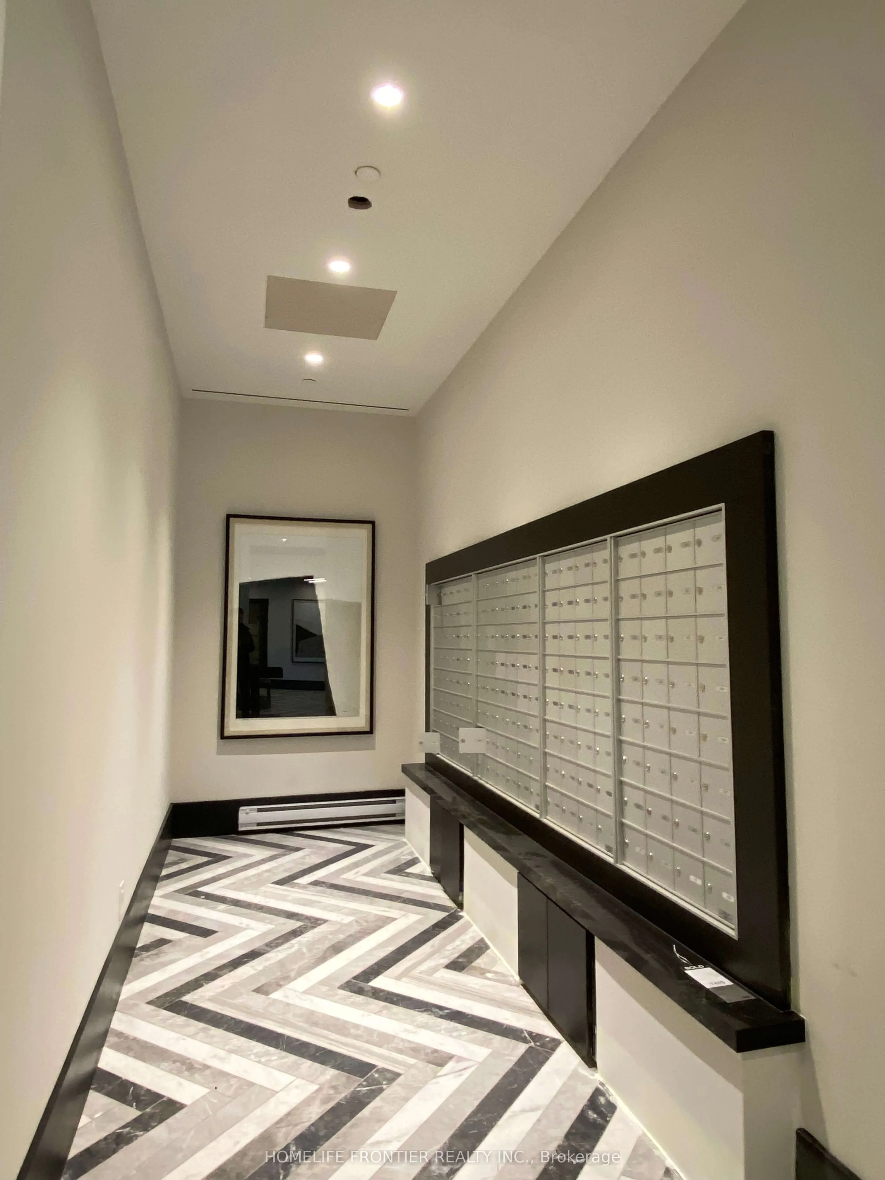 1808 St. Clair Avenue W, #412