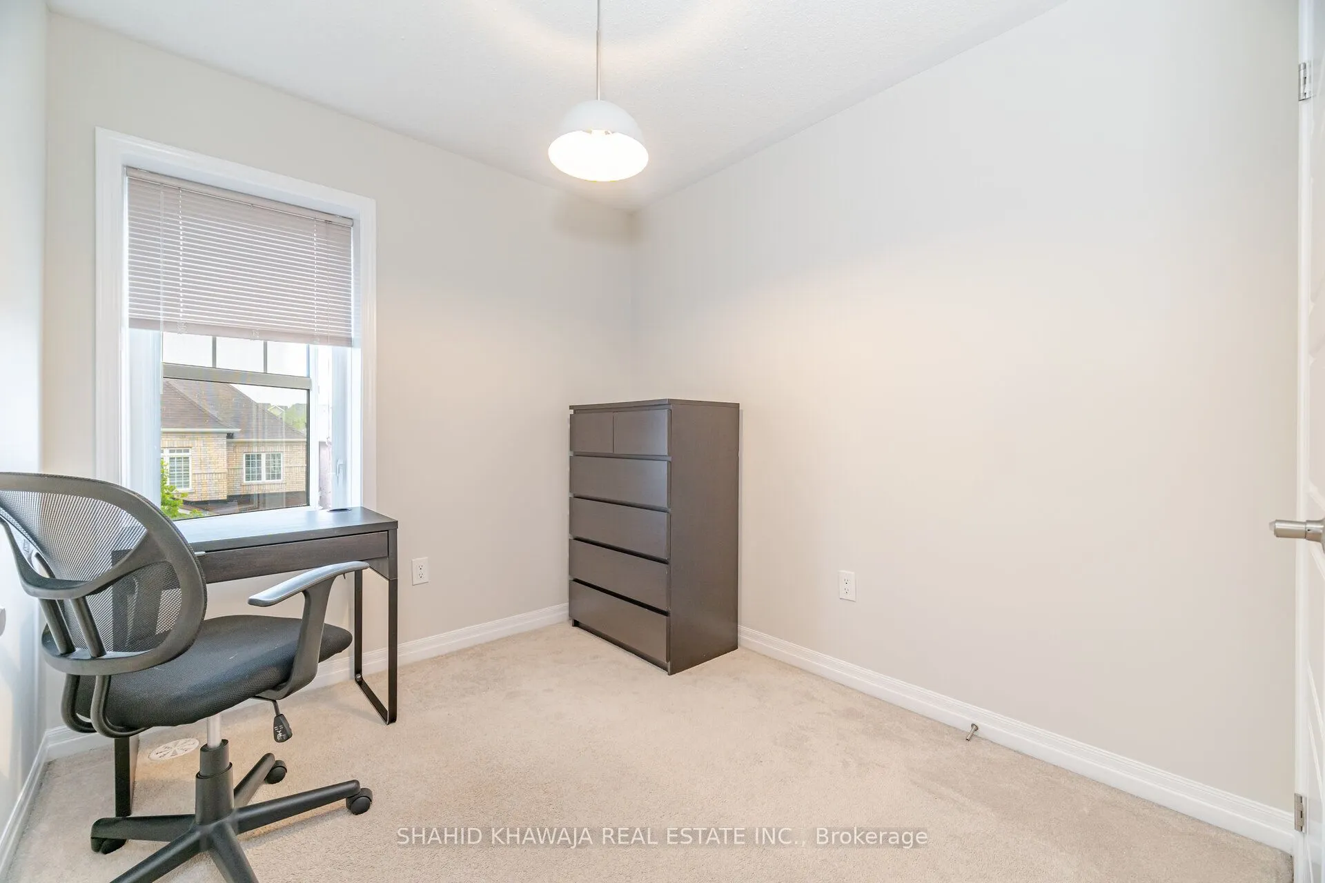 3078 Gardenia Gate