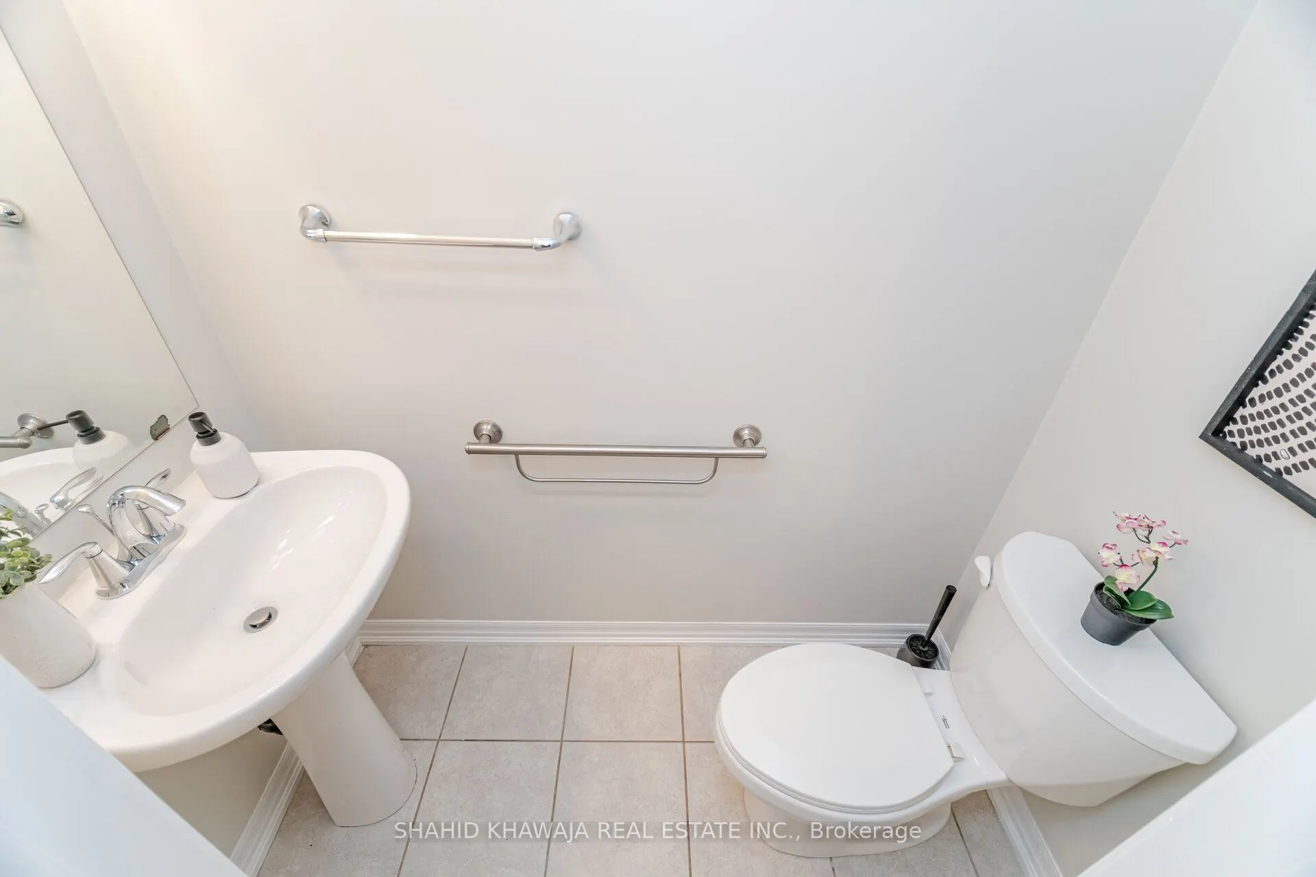 3078 Gardenia Gate