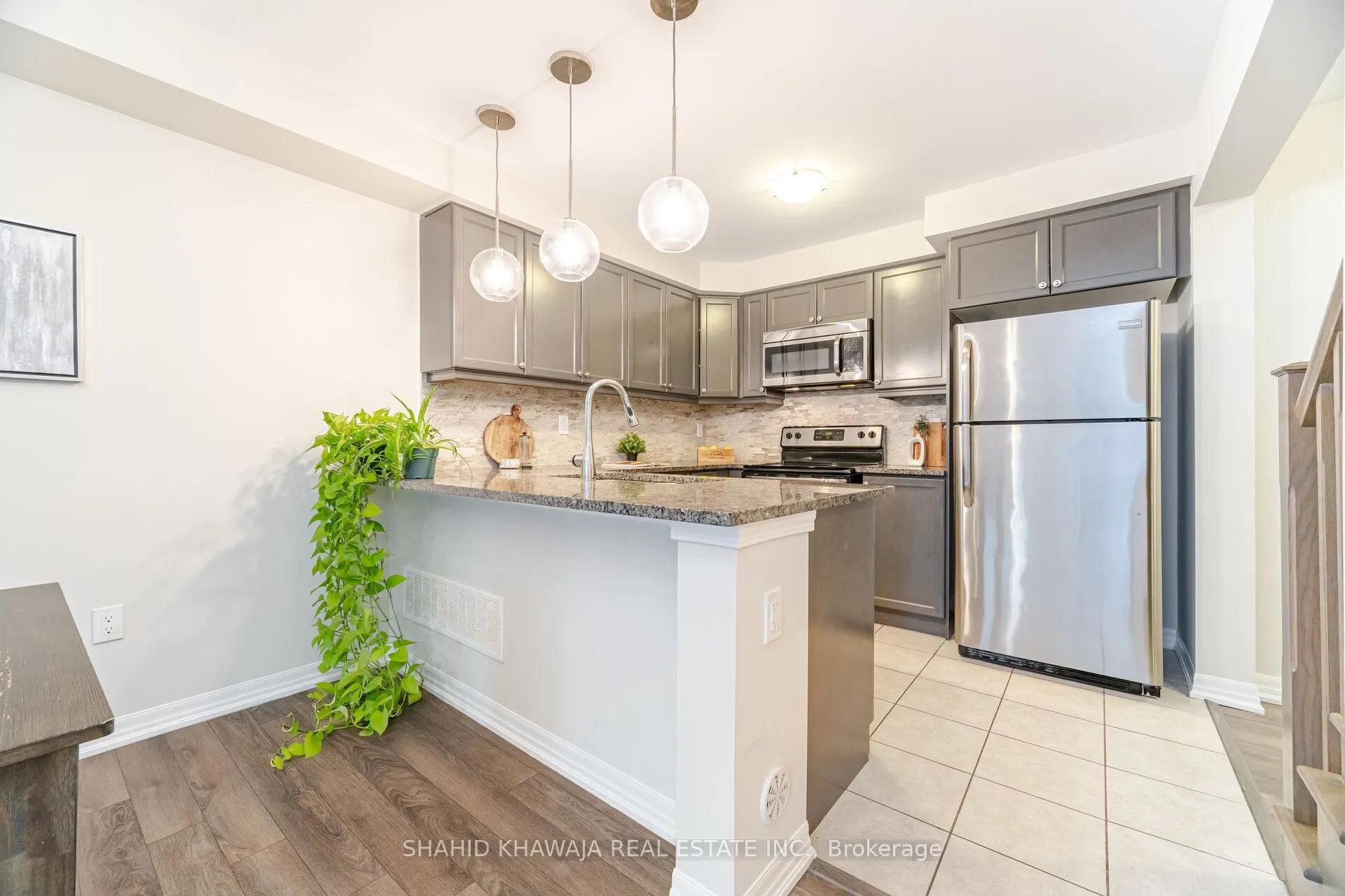 3078 Gardenia Gate