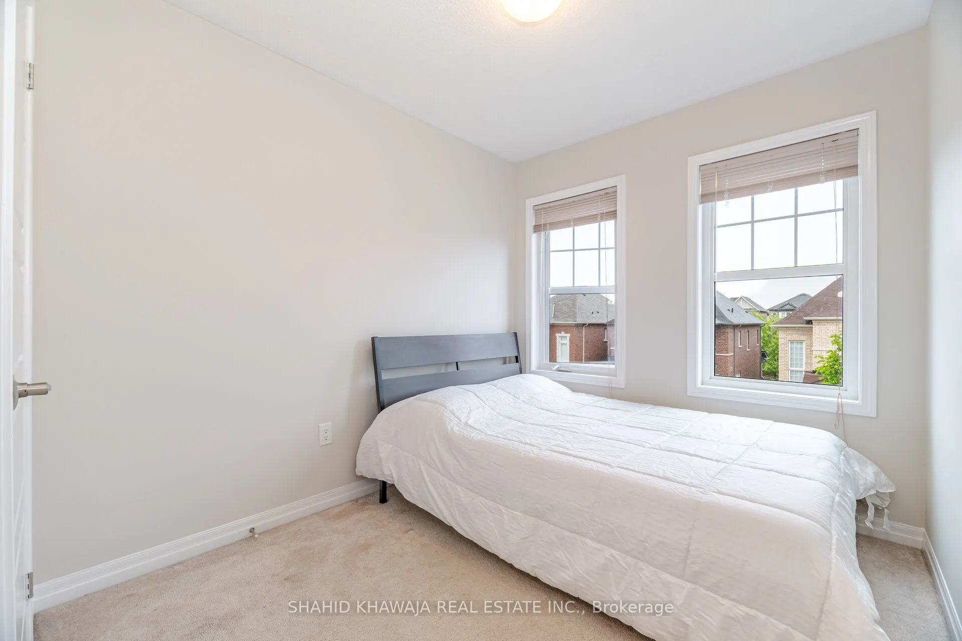3078 Gardenia Gate