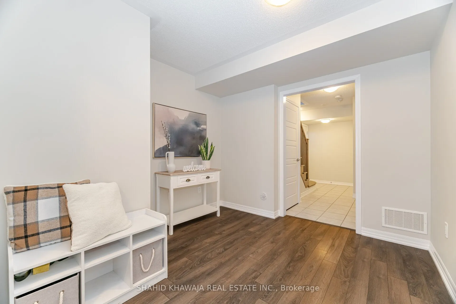 3078 Gardenia Gate