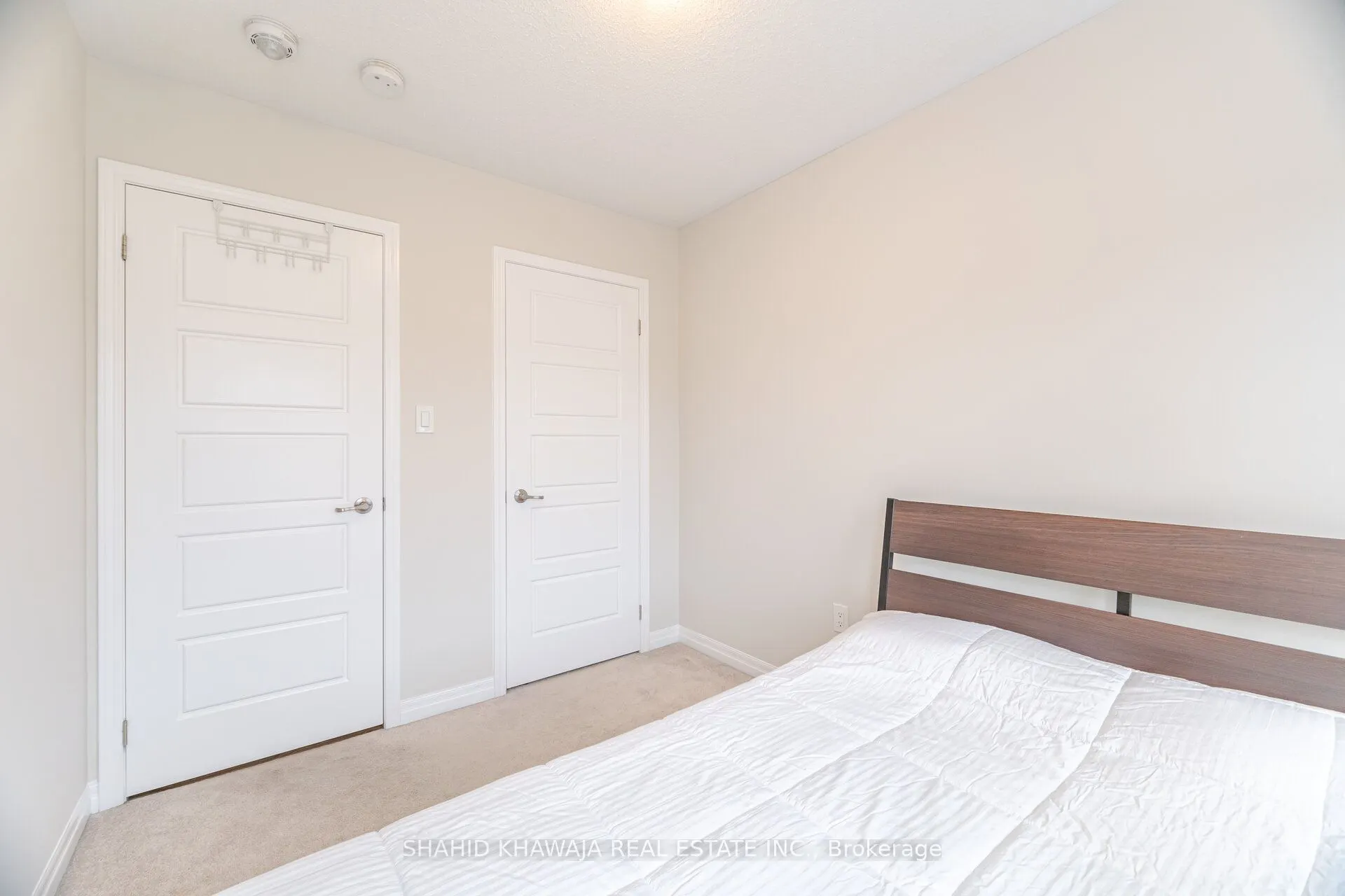 3078 Gardenia Gate