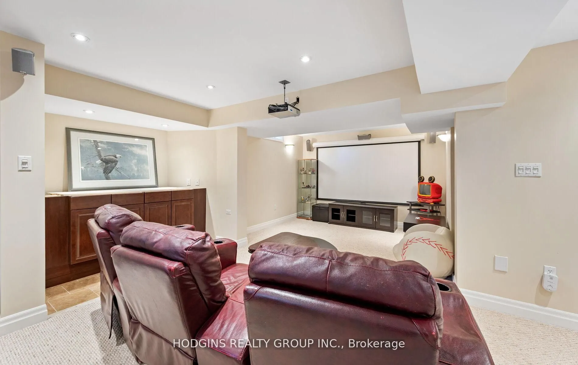1376 Avon Drive