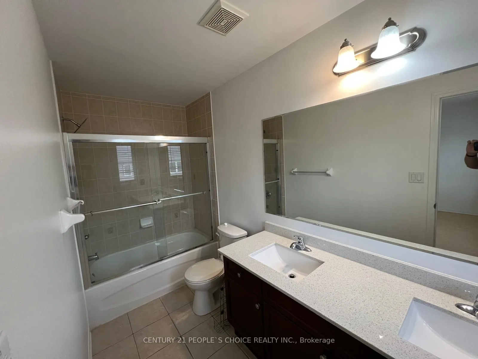 15 Lanternlight Lane