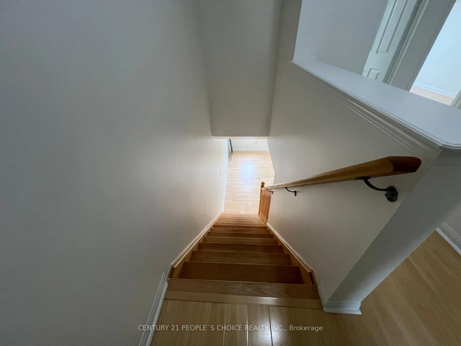 15 Lanternlight Lane