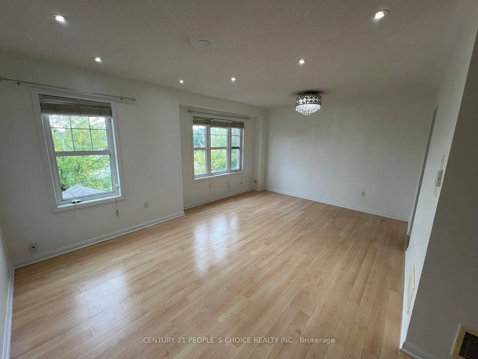 15 Lanternlight Lane