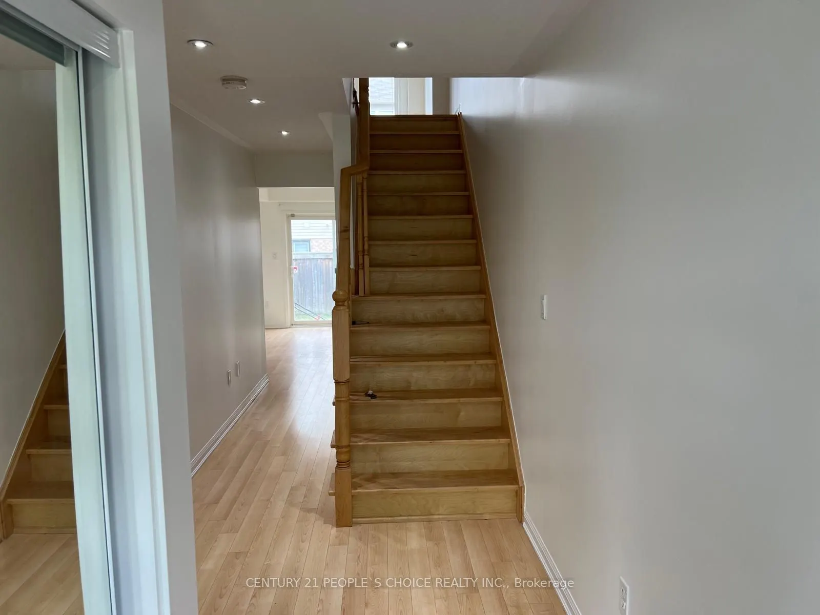 15 Lanternlight Lane