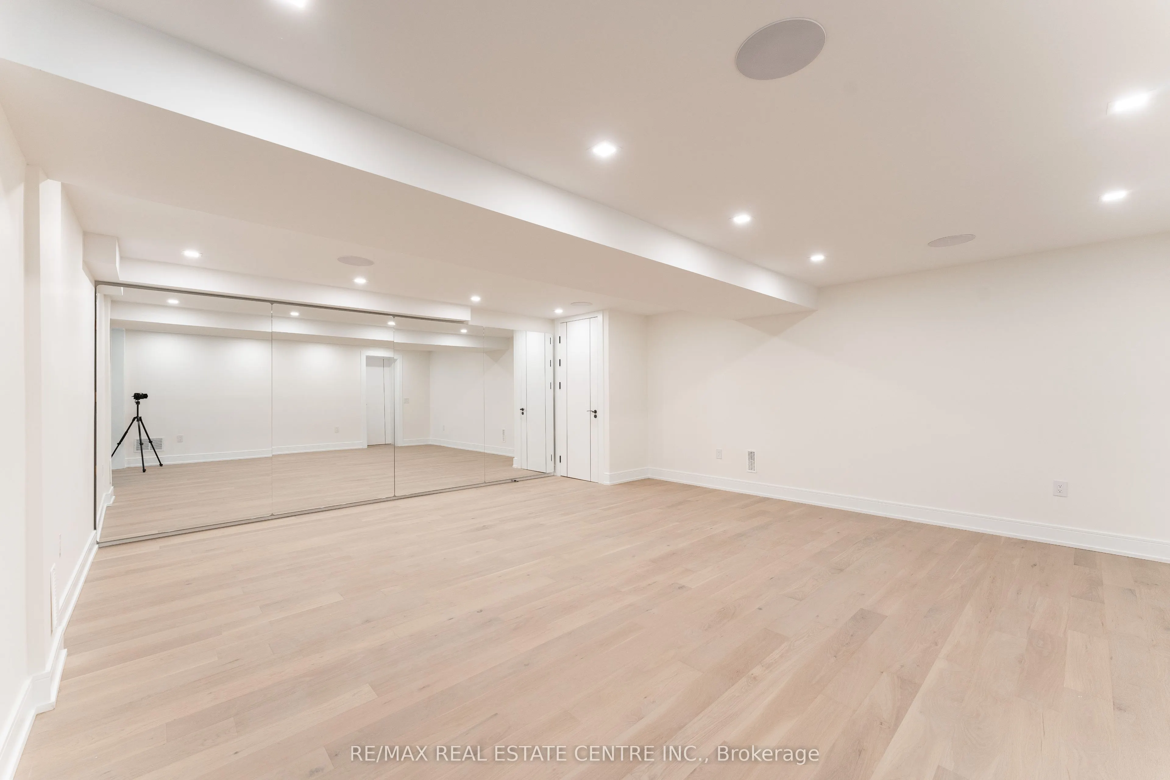 462 Southland Crescent
