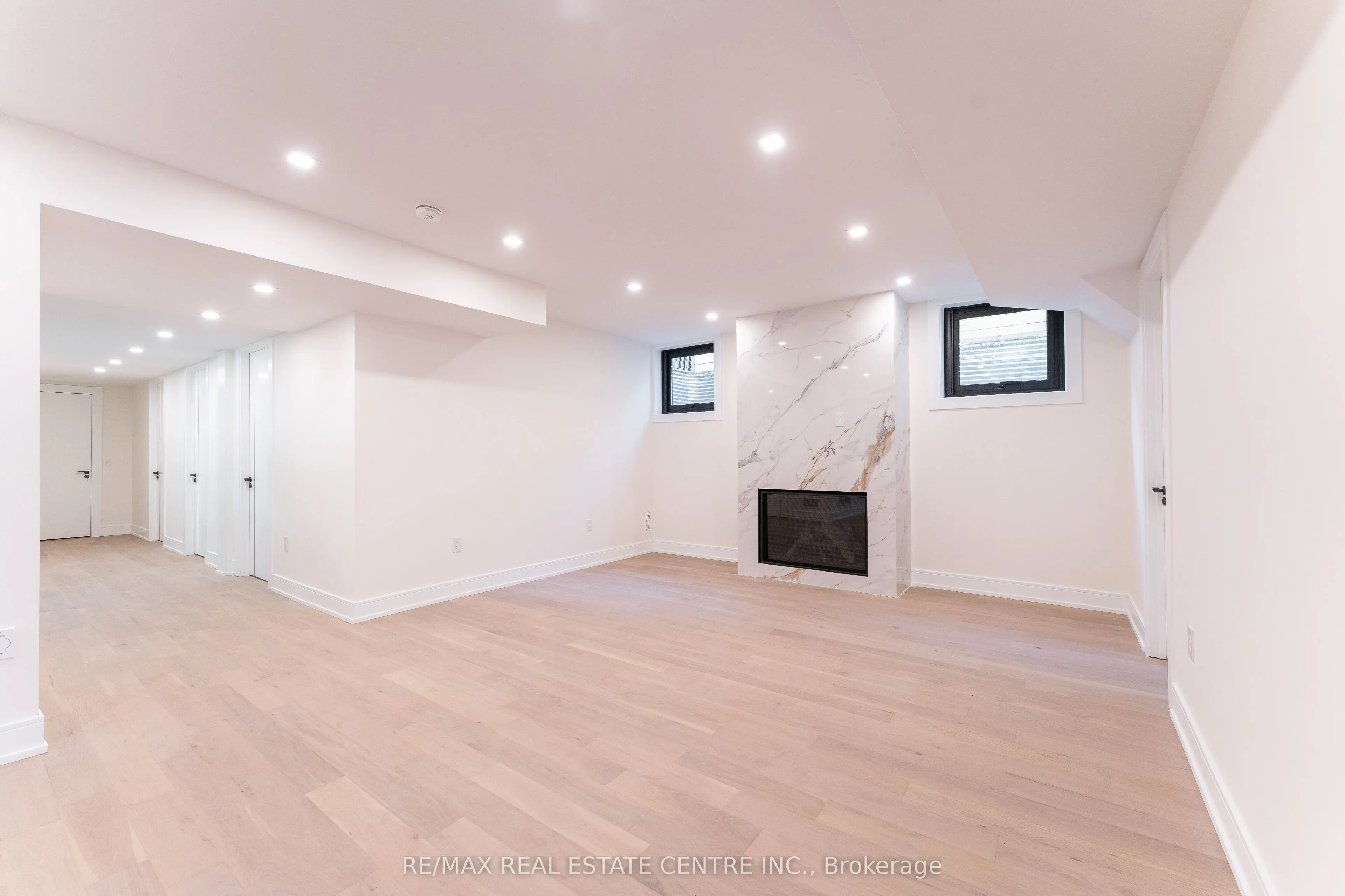 462 Southland Crescent
