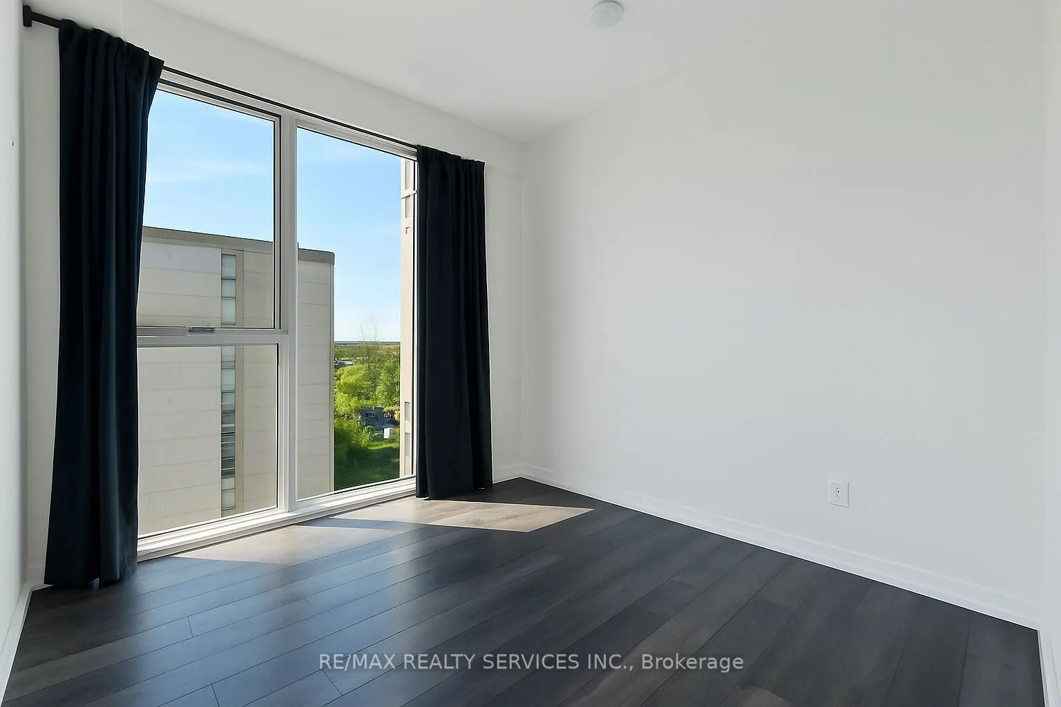 500 Brock Avenue, #1302