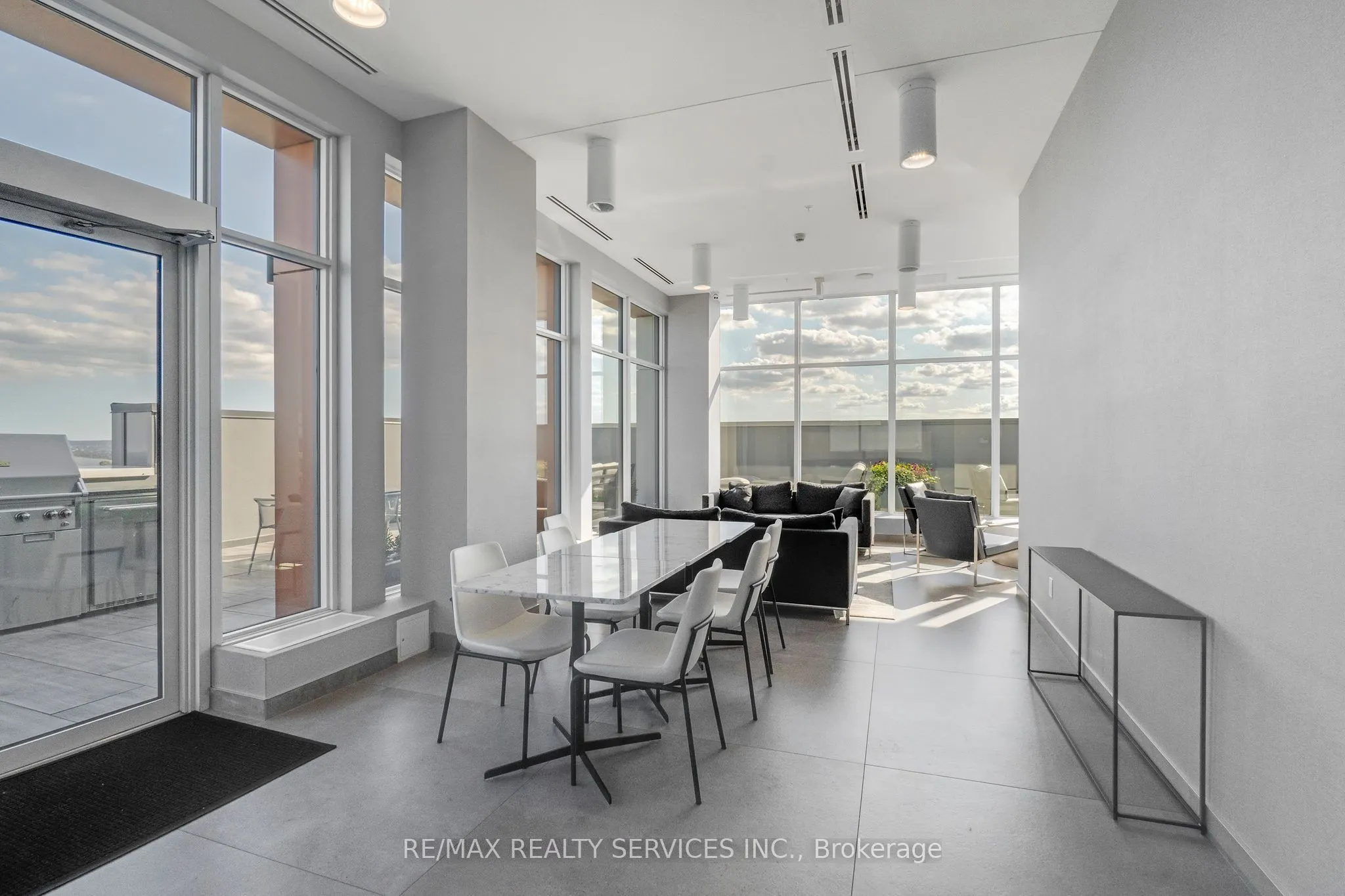 500 Brock Avenue, #1302