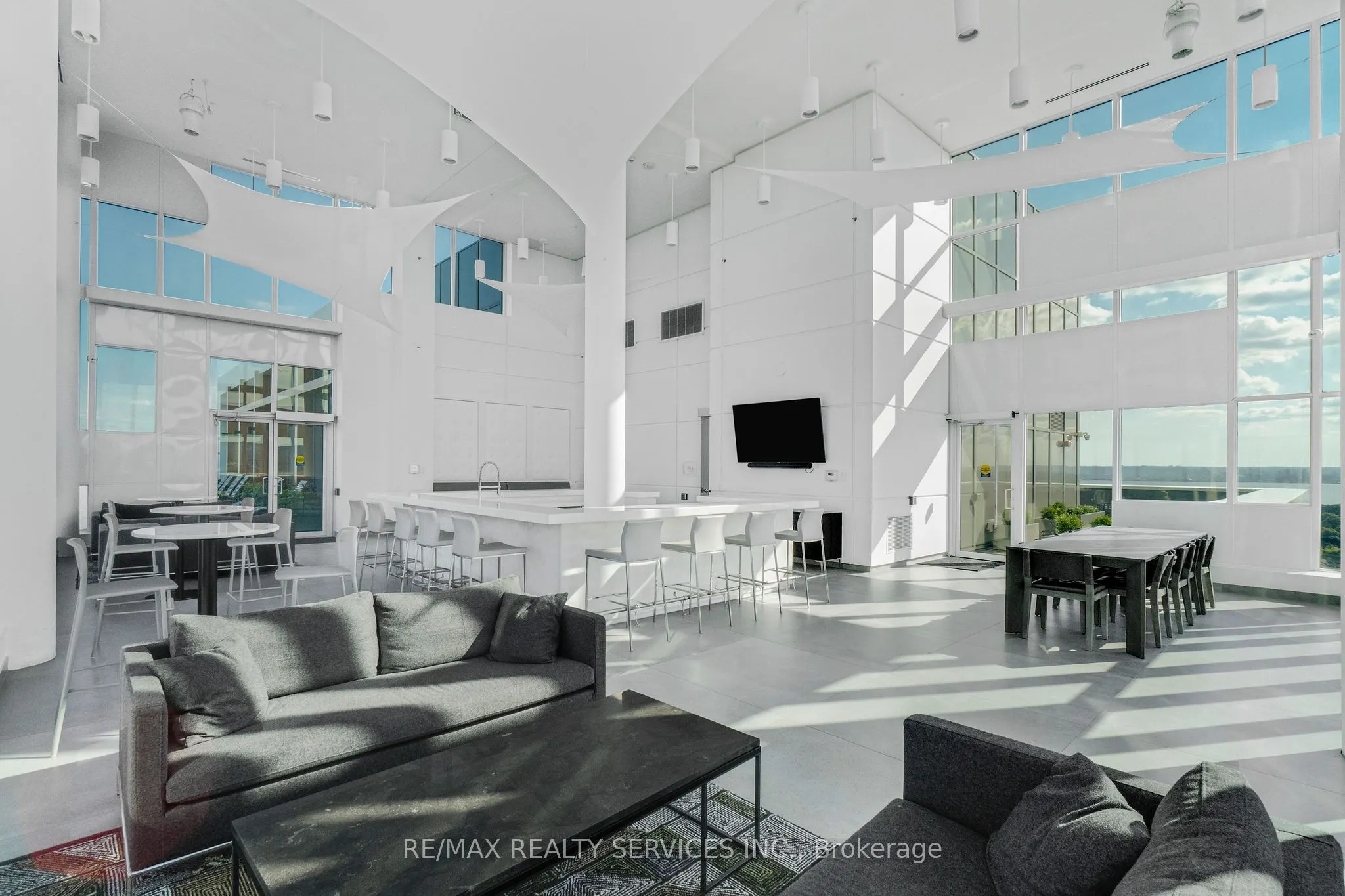500 Brock Avenue, #1302