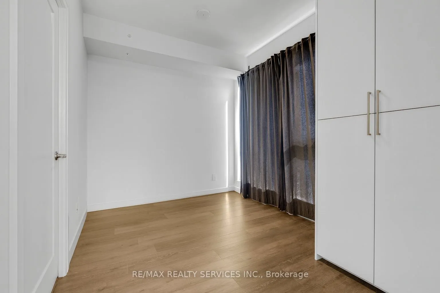 500 Brock Avenue, #1302