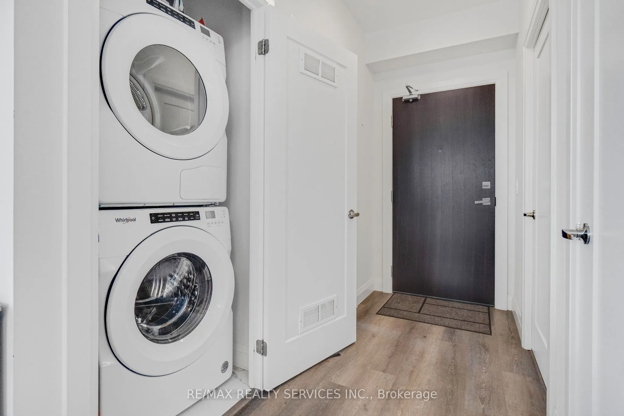 500 Brock Avenue, #1302