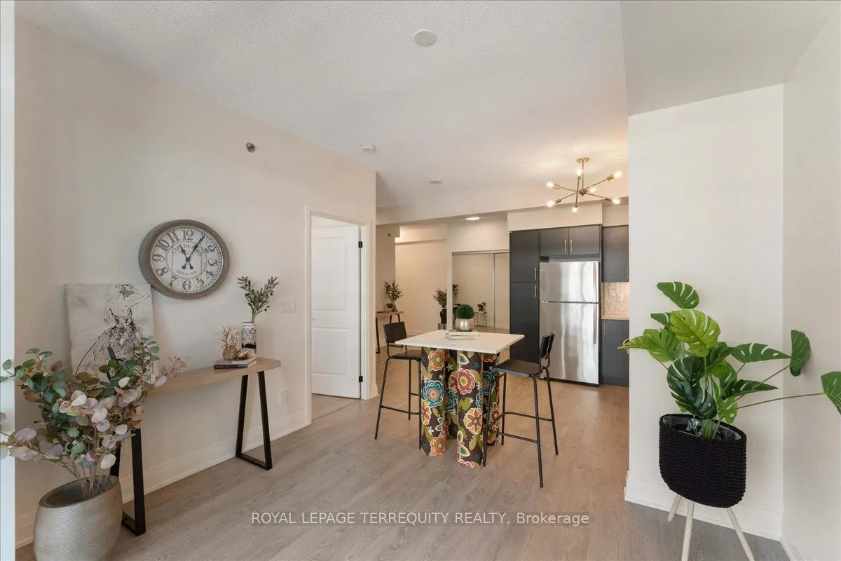 55 Speers Road, #1301