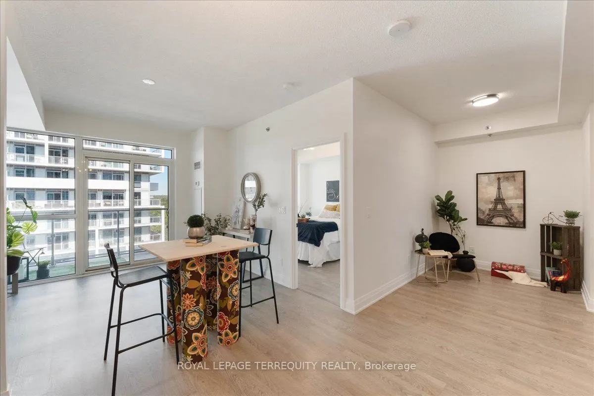 55 Speers Road, #1301