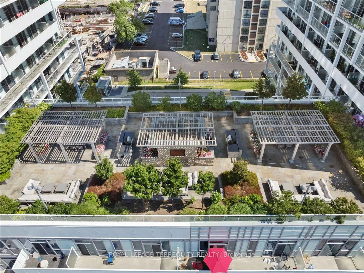 55 Speers Road, #1301
