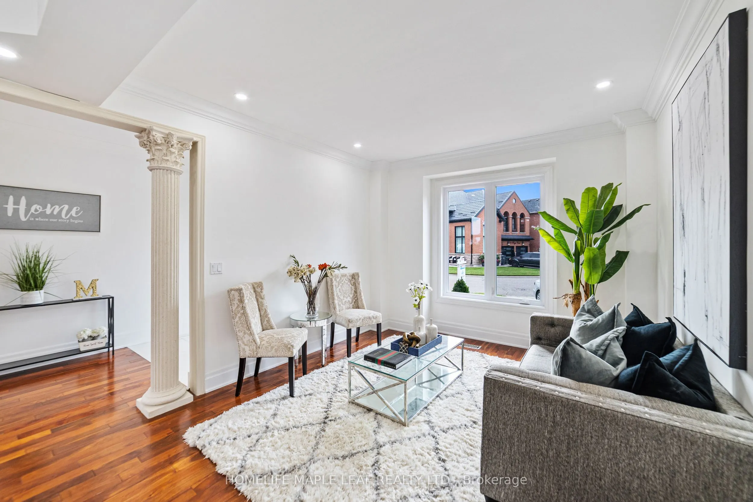 18 Regis Circle