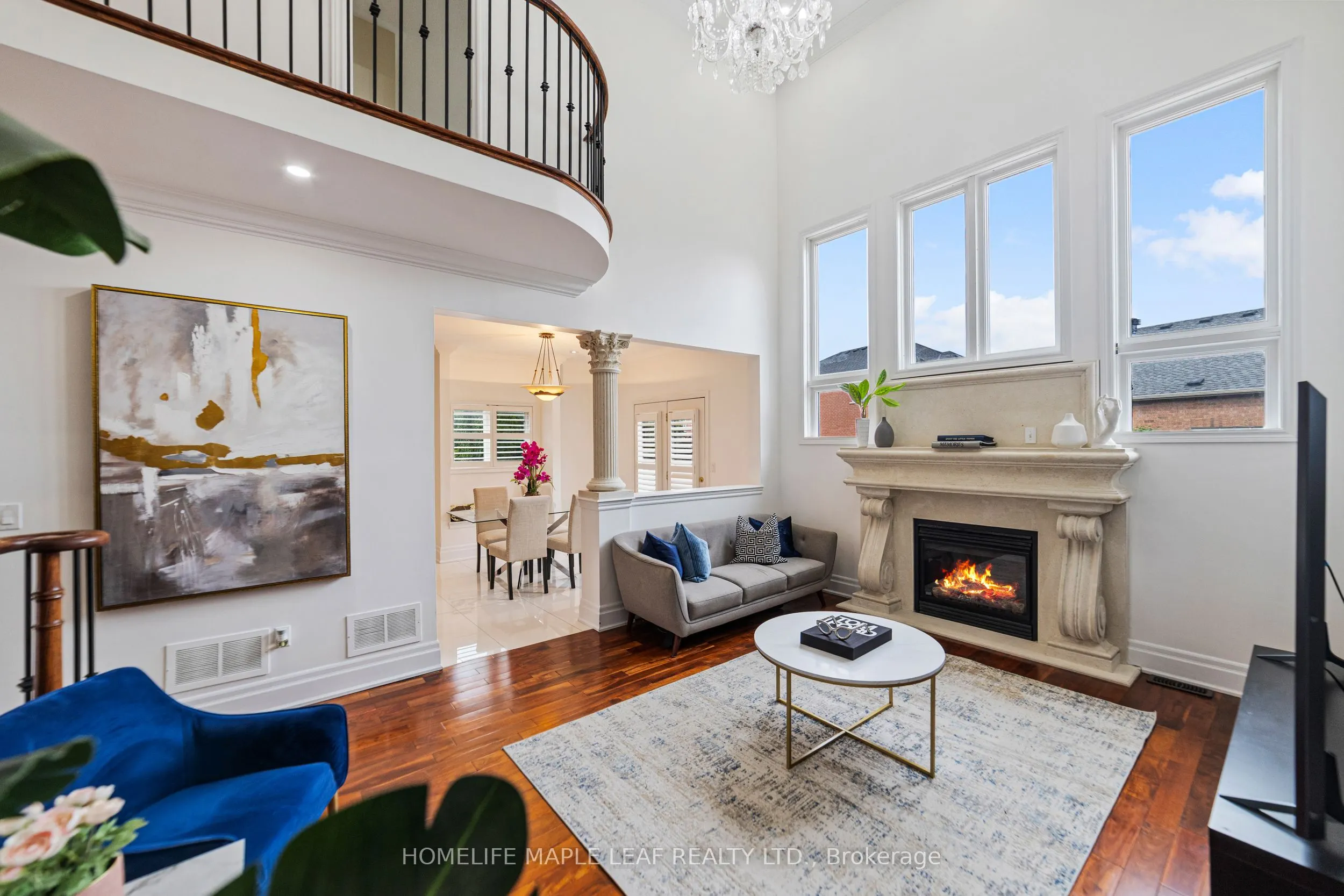18 Regis Circle