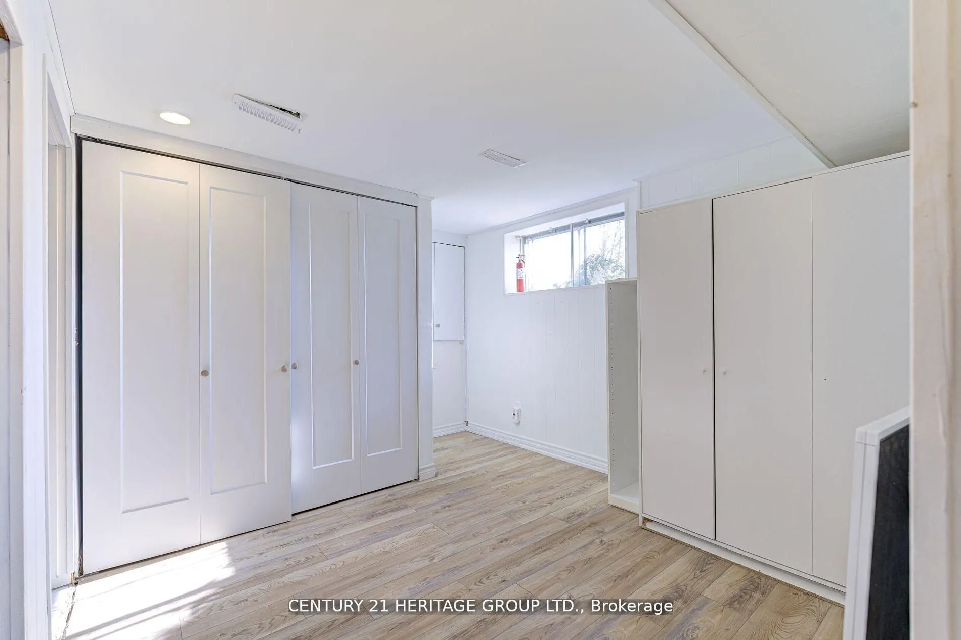111 Lorne Scots Drive