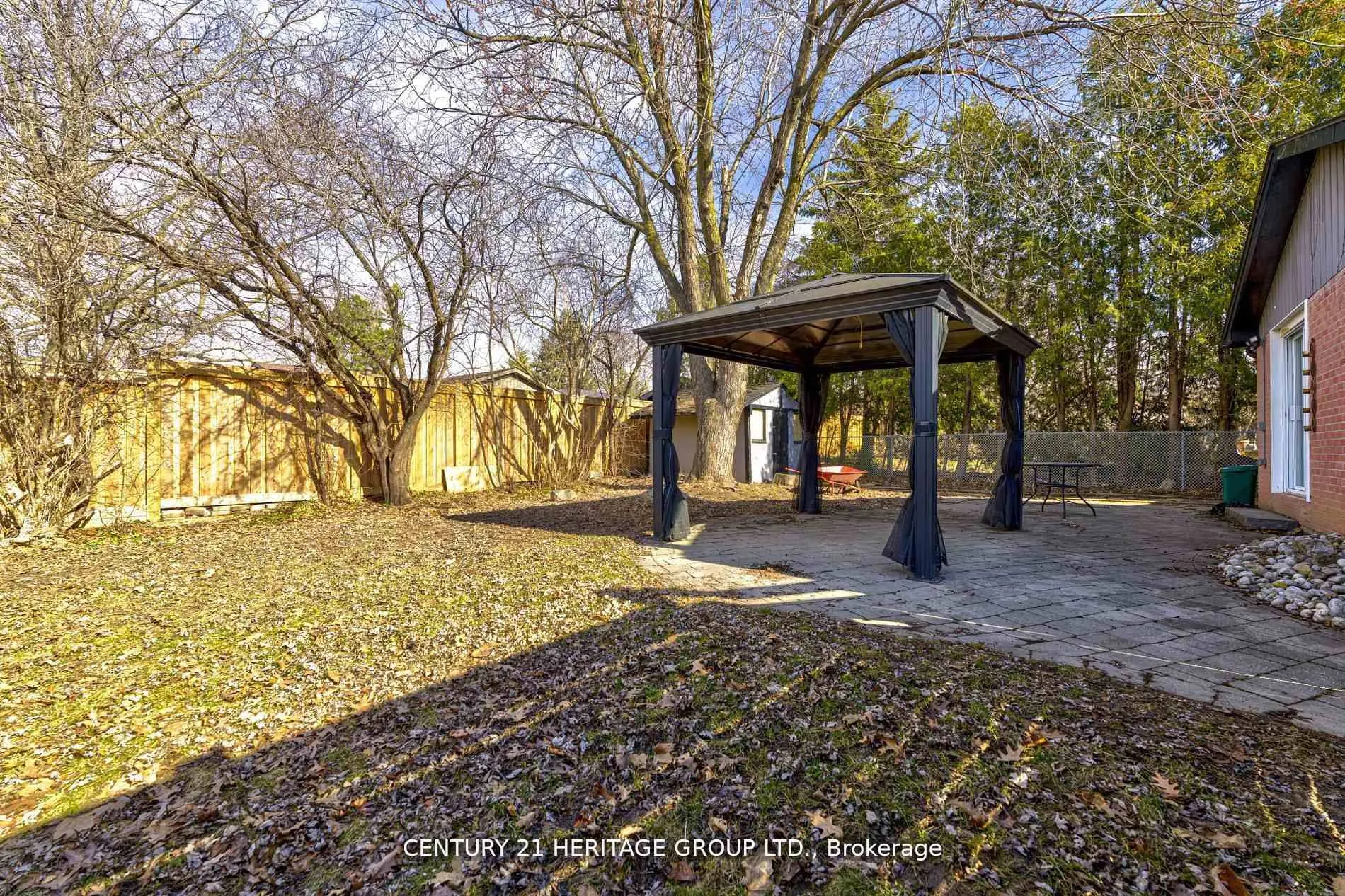 111 Lorne Scots Drive