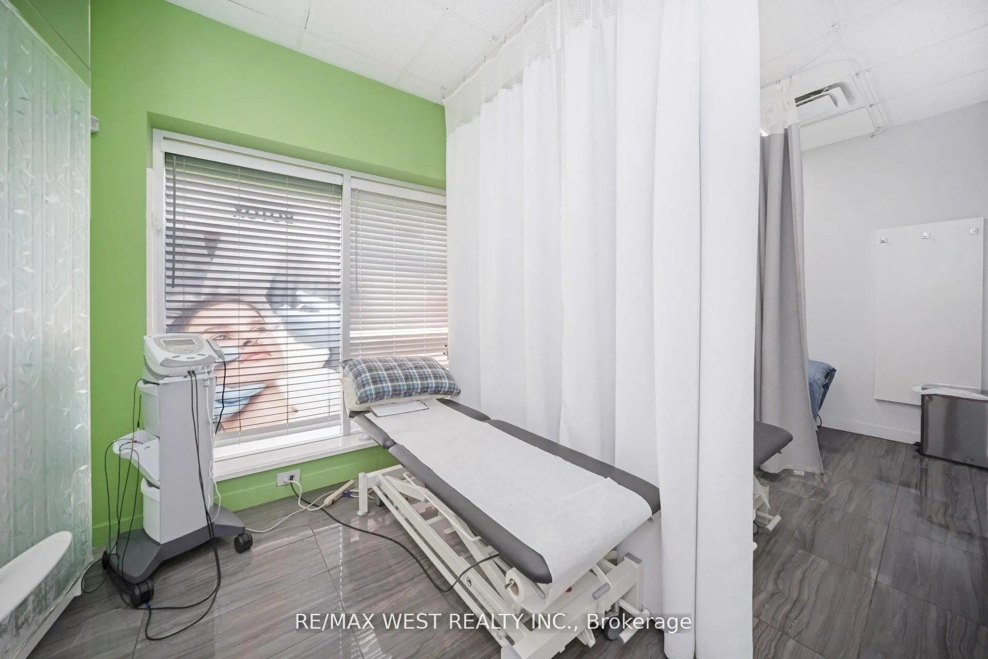 7990 Kennedy Road, #12