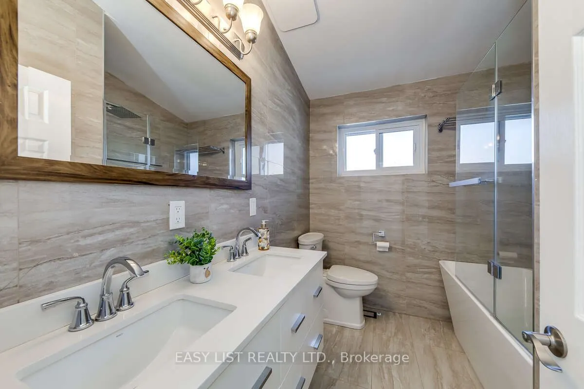 2598 Chalkwell Close