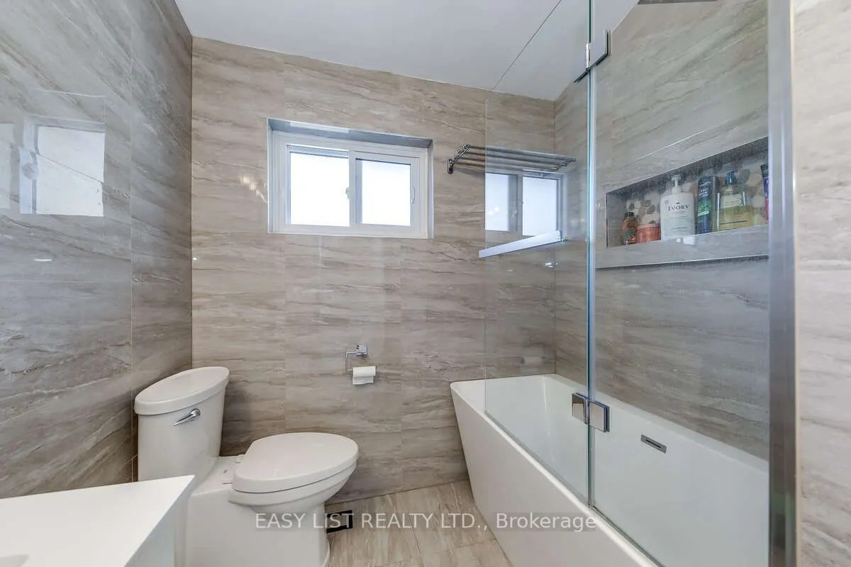 2598 Chalkwell Close