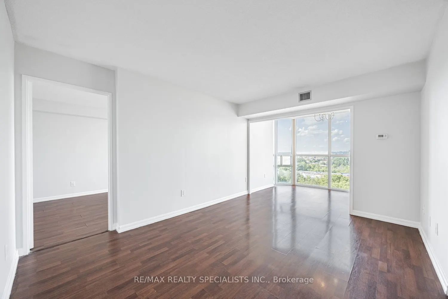 285 Enfield Place, #1405