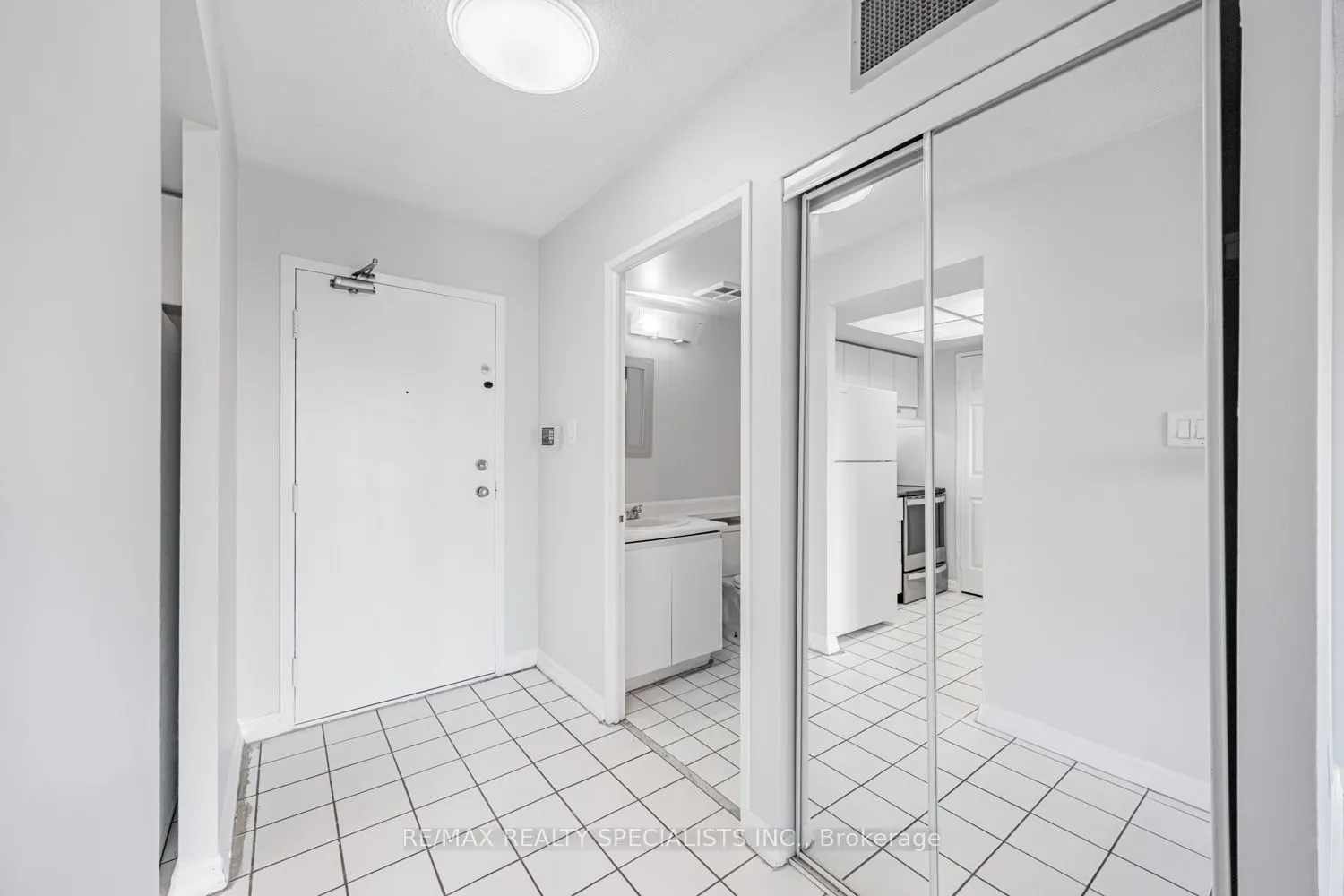 285 Enfield Place, #1405