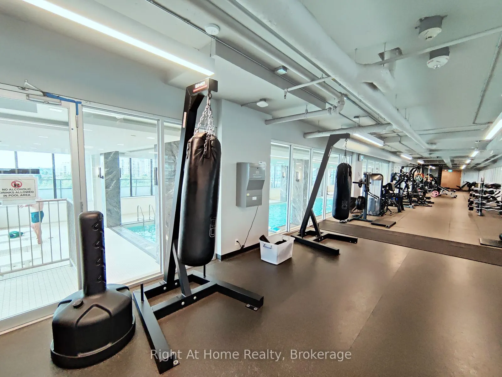 20 Shore Breeze Drive, #4401
