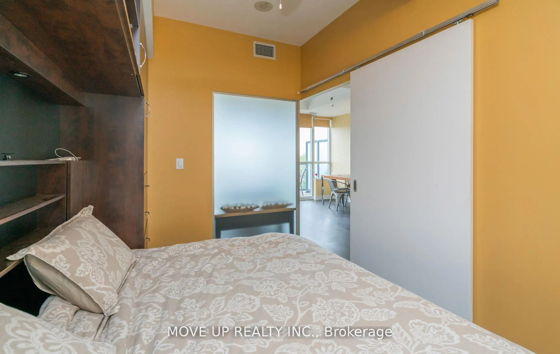 11 Superior Avenue, #807