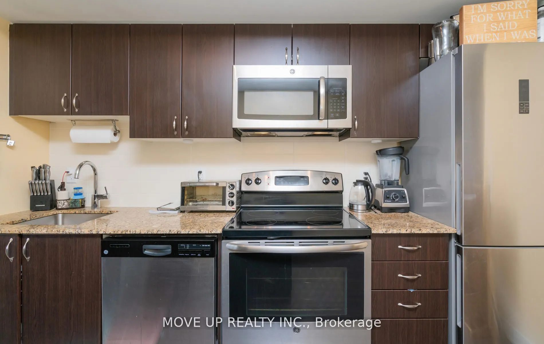 11 Superior Avenue, #807