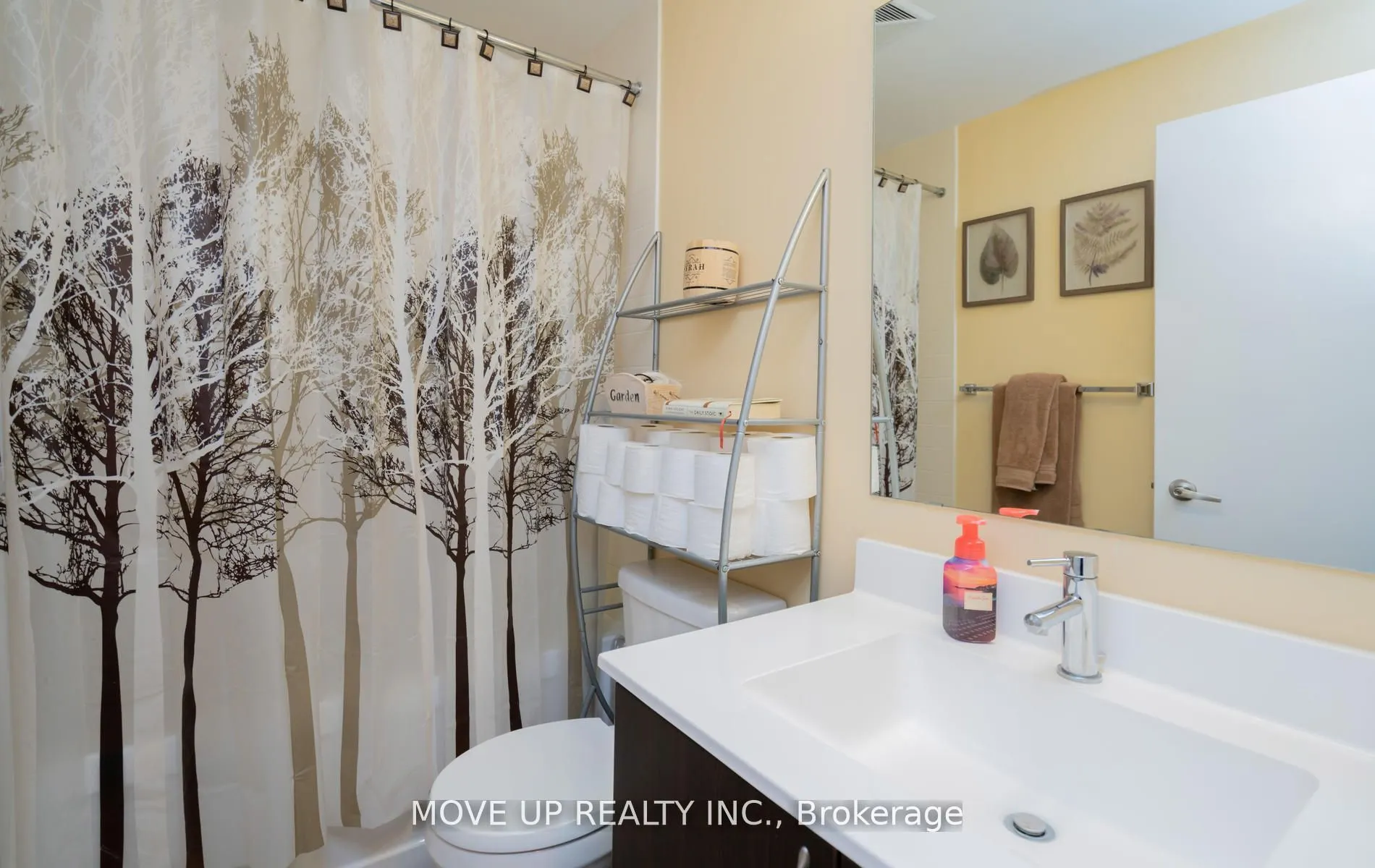 11 Superior Avenue, #807
