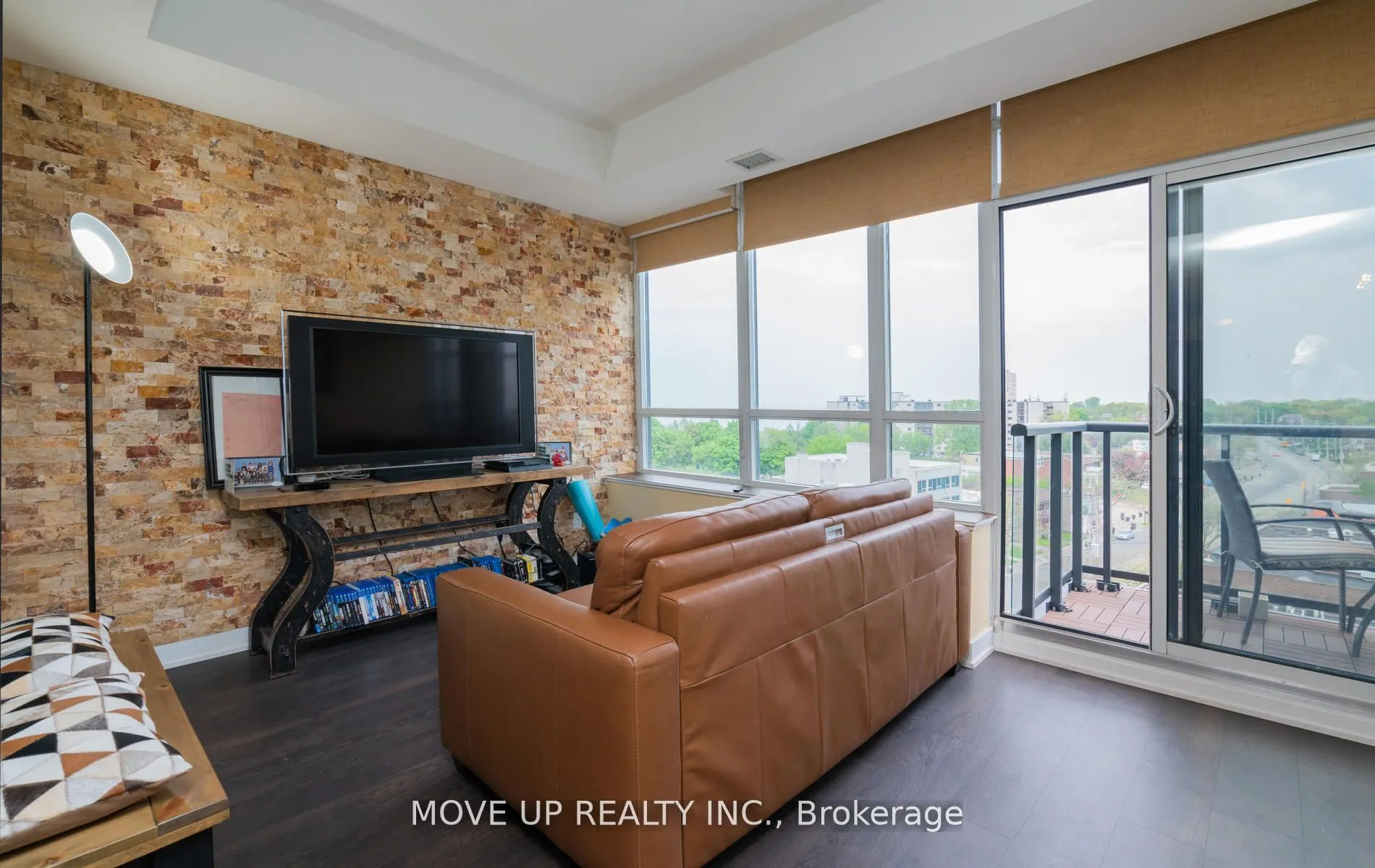 11 Superior Avenue, #807