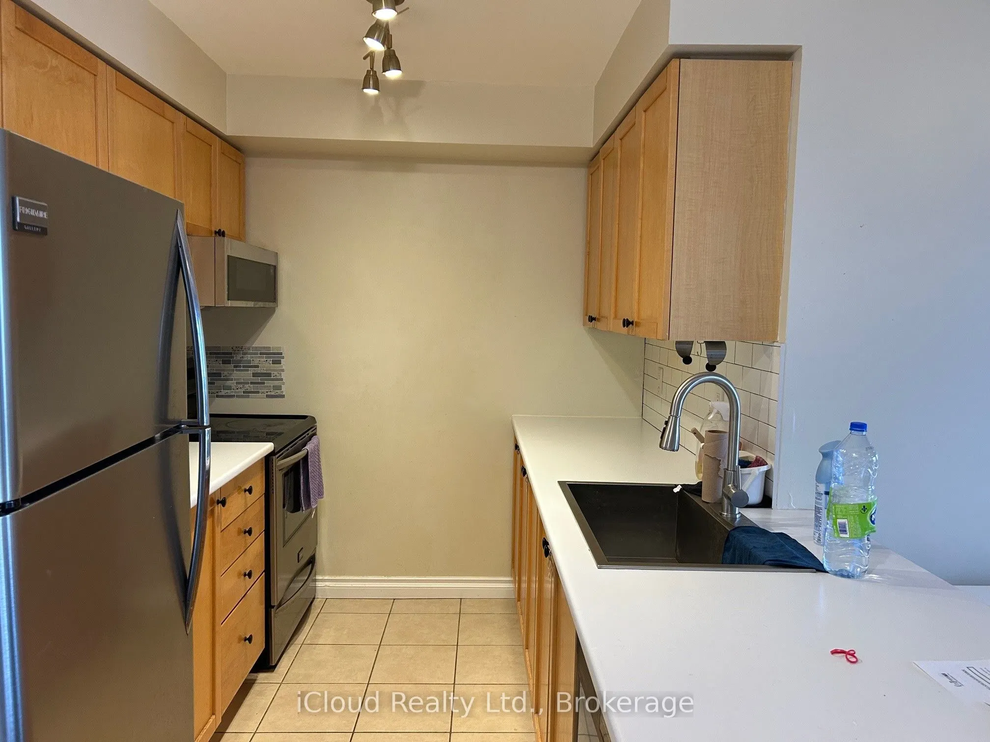 55 Strathaven Drive, #1915