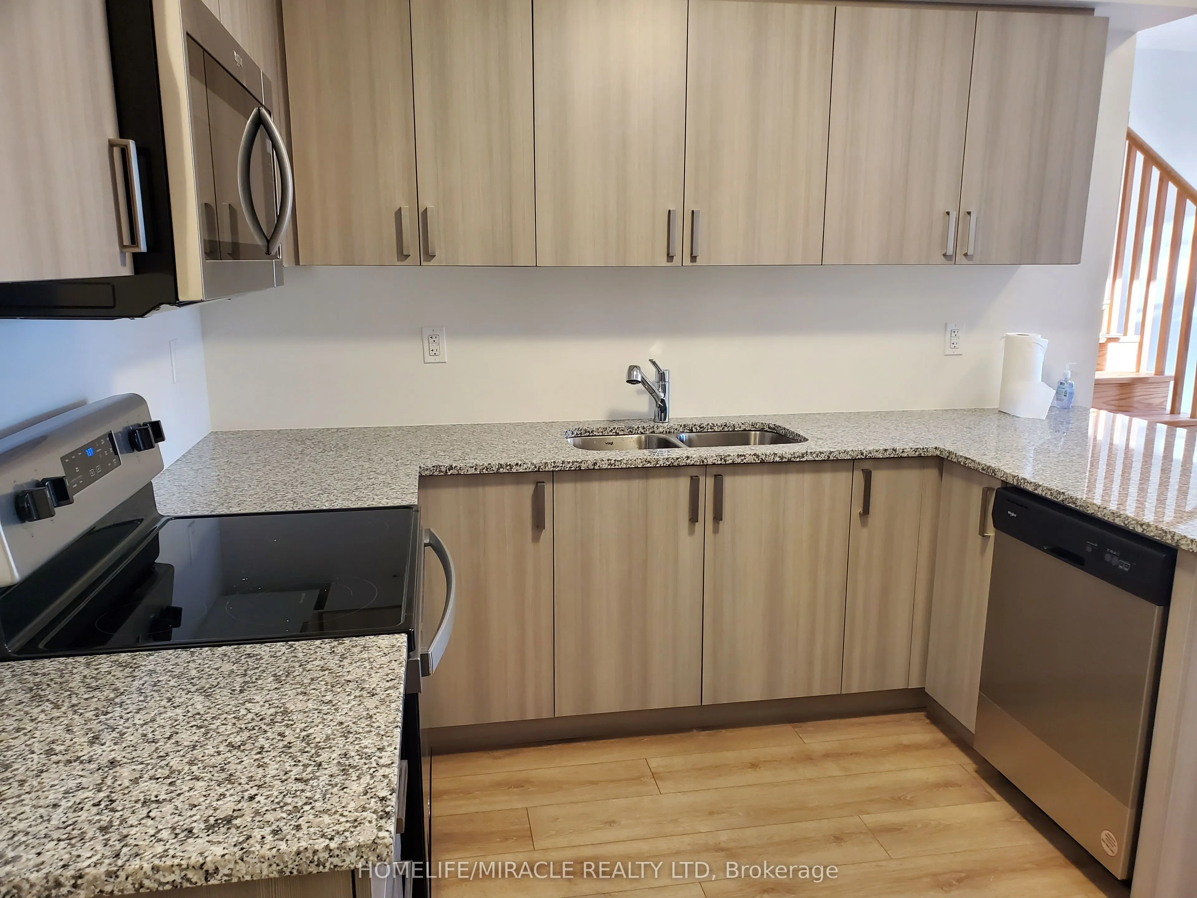 12 Humberwood Boulevard, #4