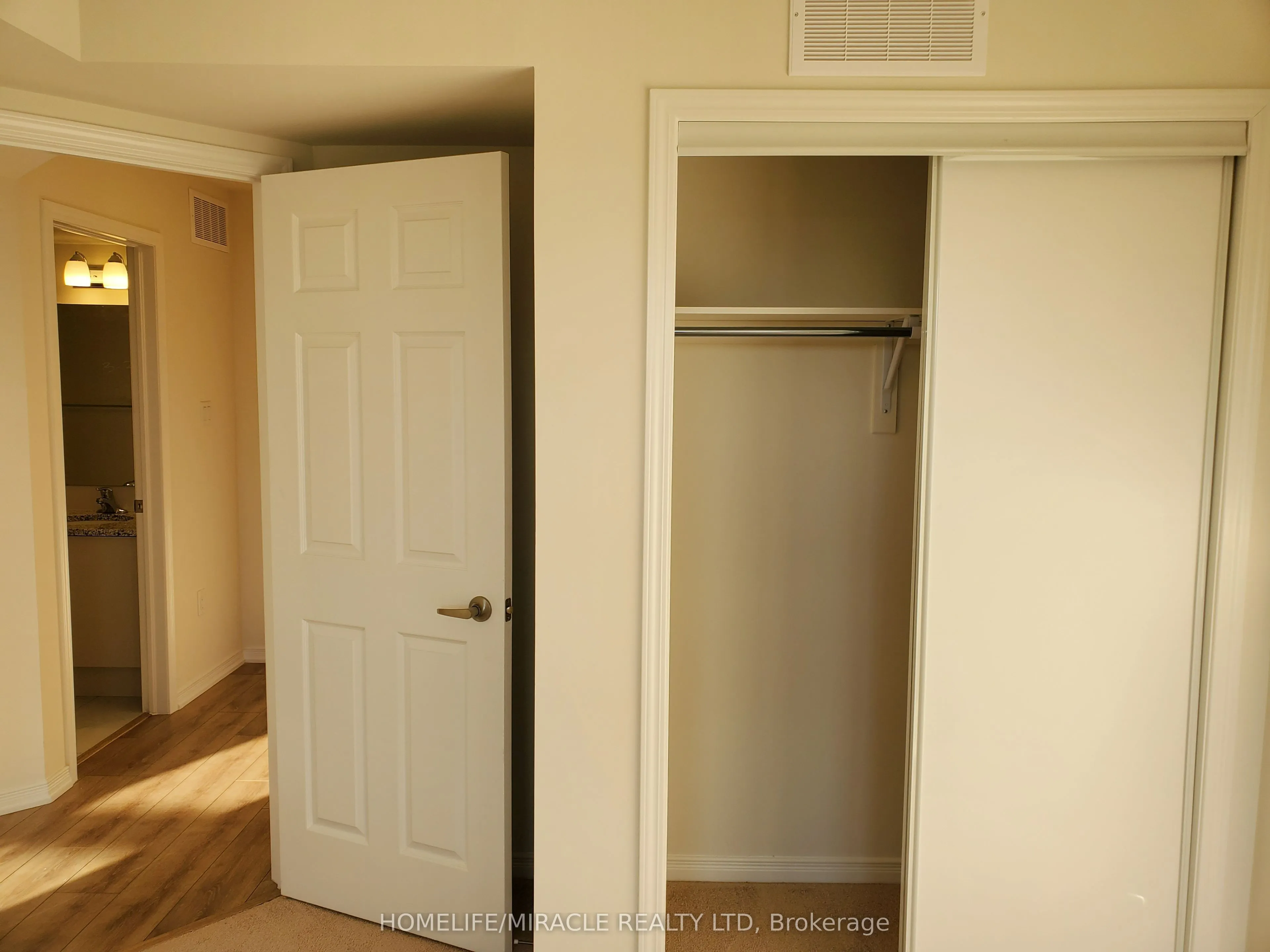 12 Humberwood Boulevard, #4