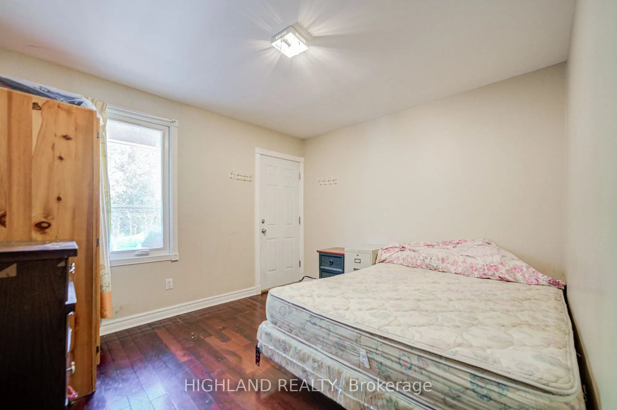 123 Russett Avenue