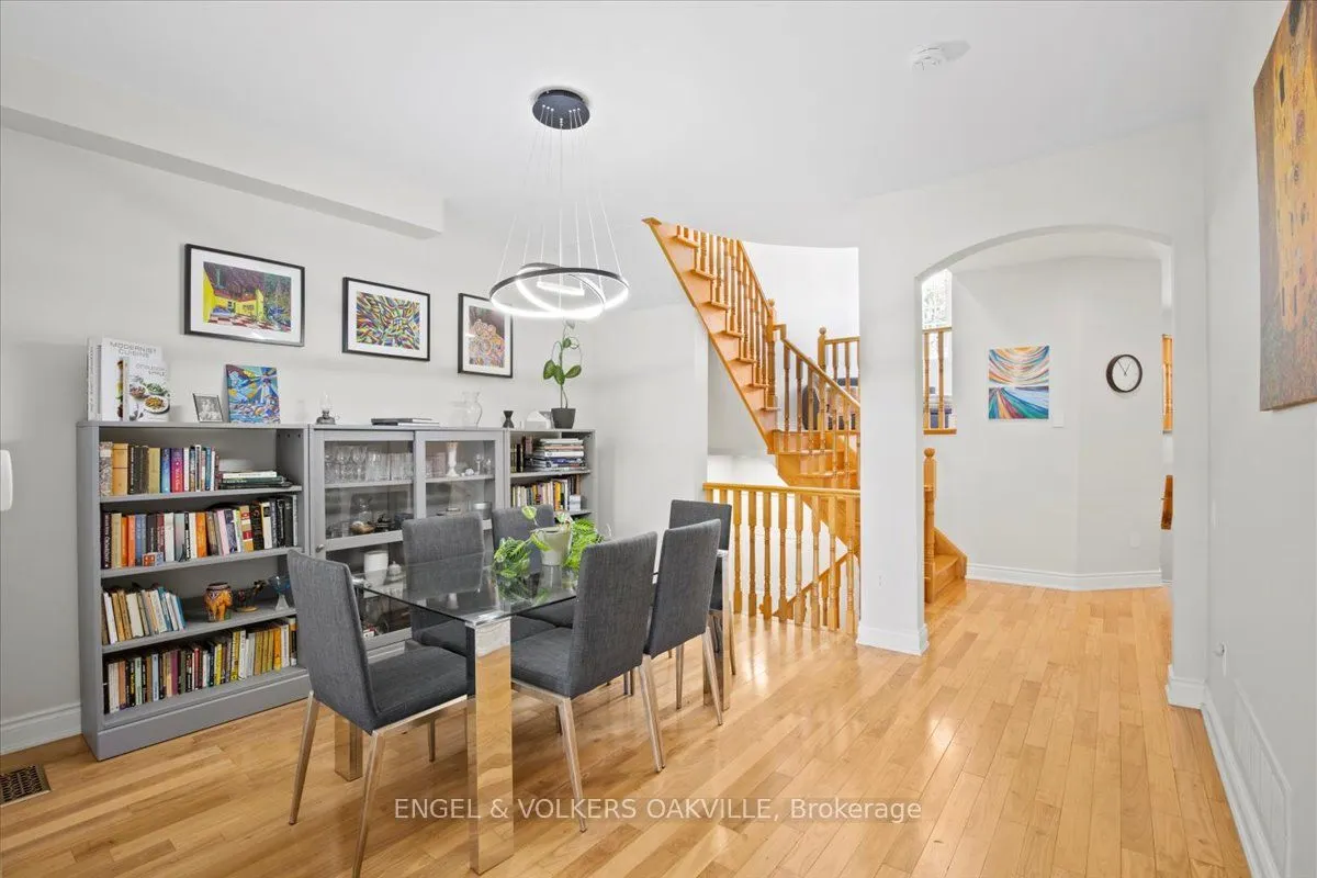 135 Tawny Crescent