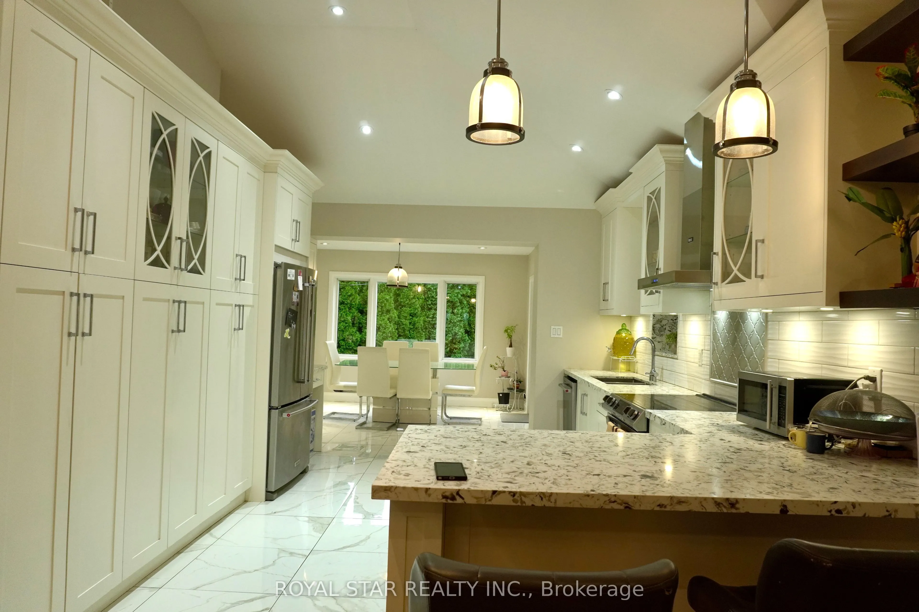 27 Matlock Avenue
