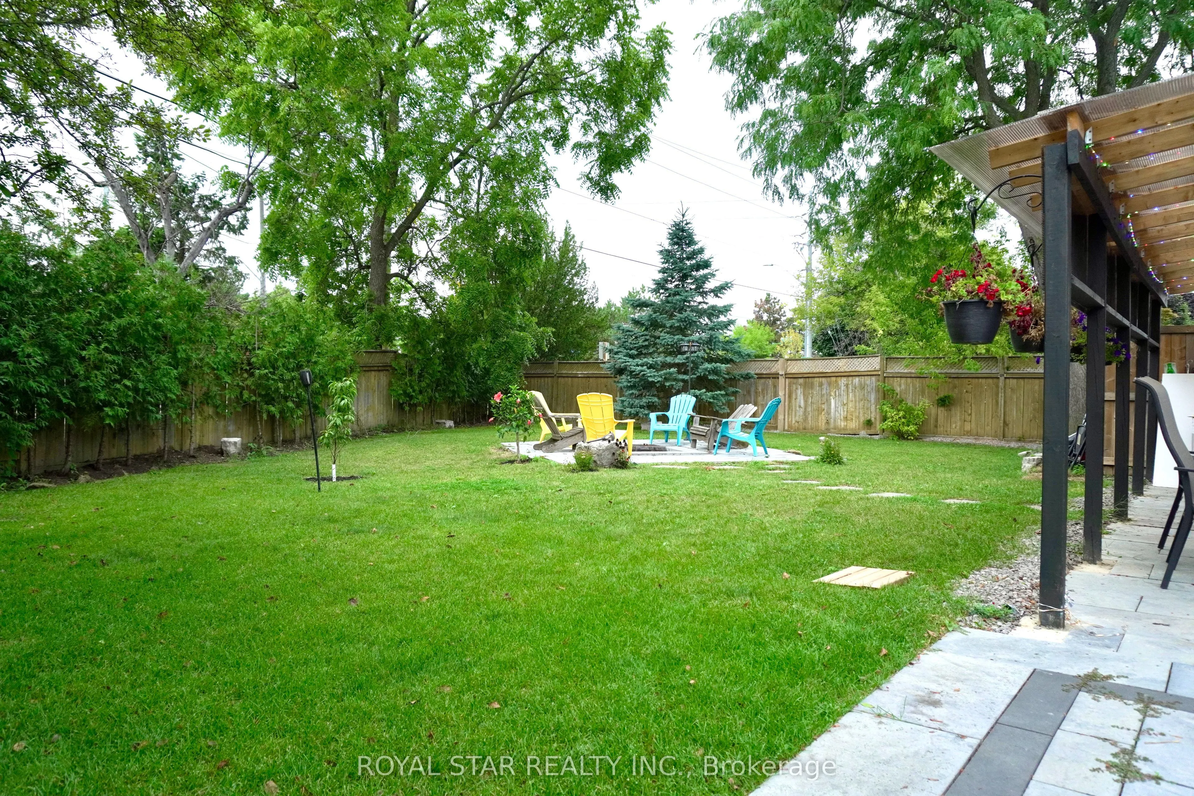 27 Matlock Avenue