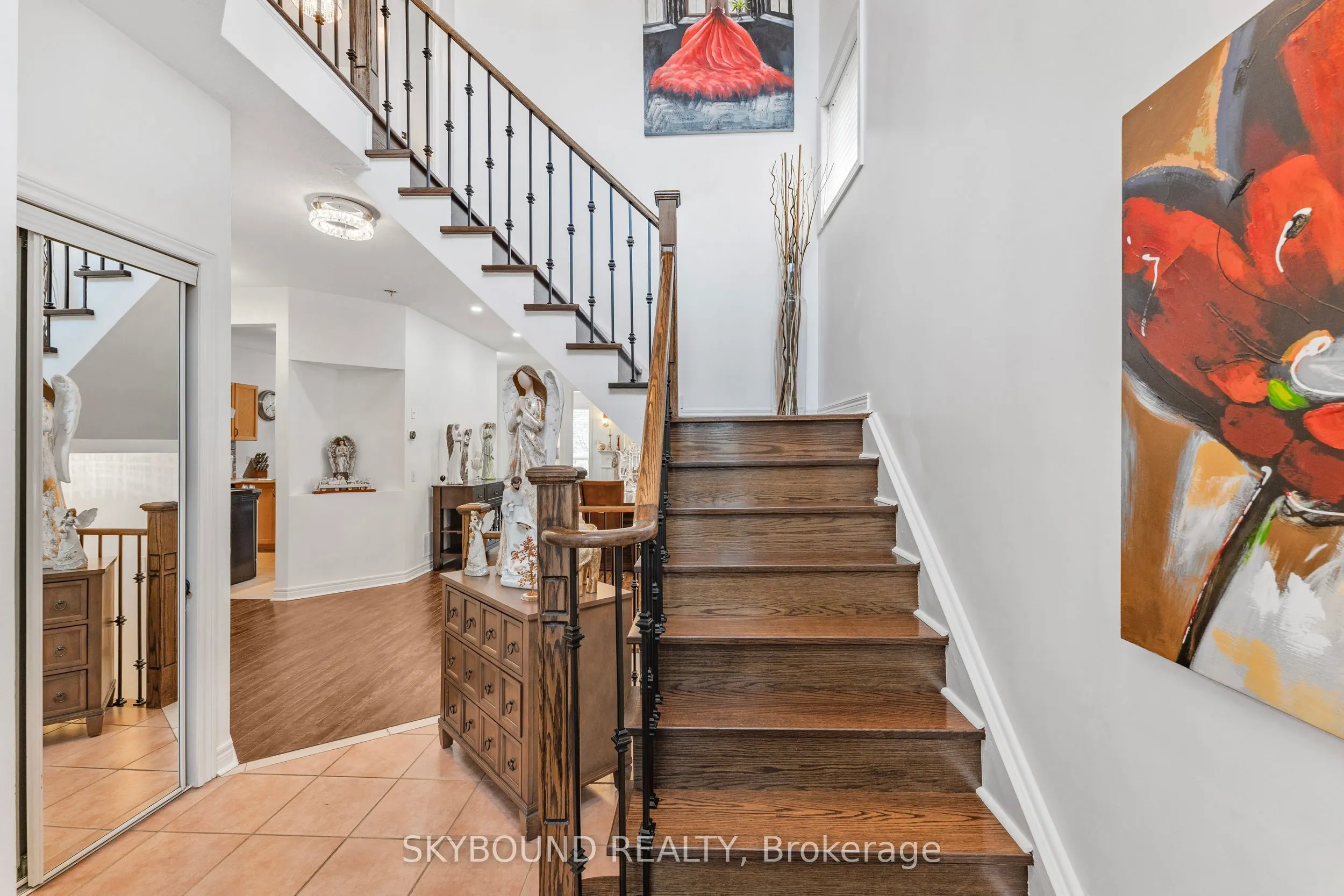 792 Ledbury Crescent