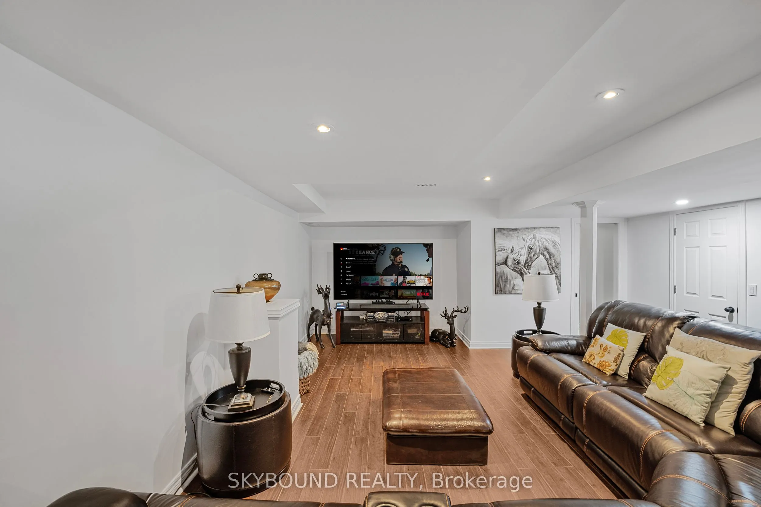 792 Ledbury Crescent