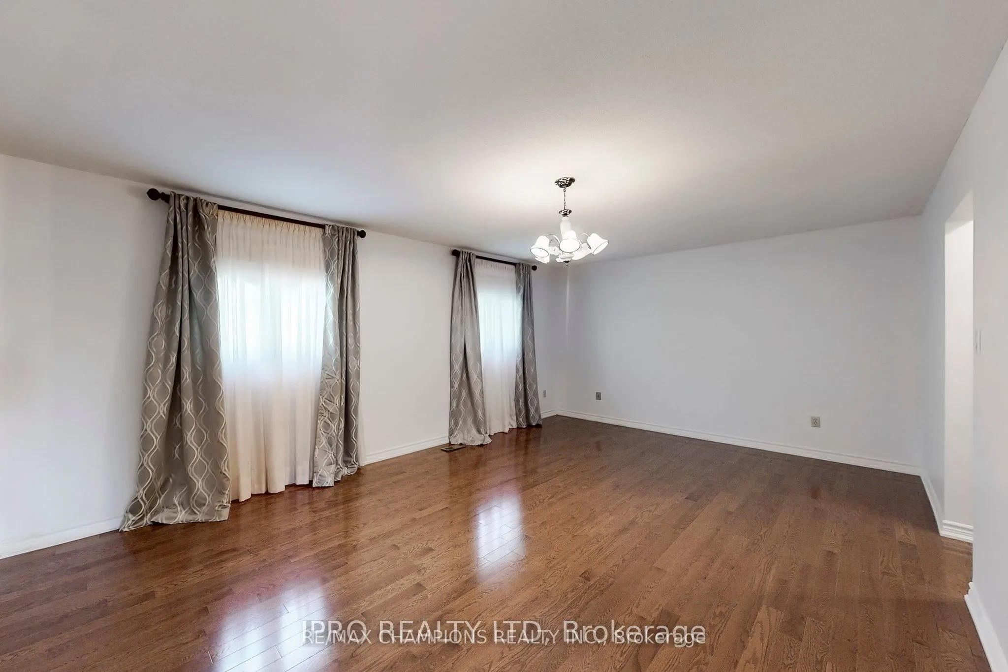 97 Castlehill Road