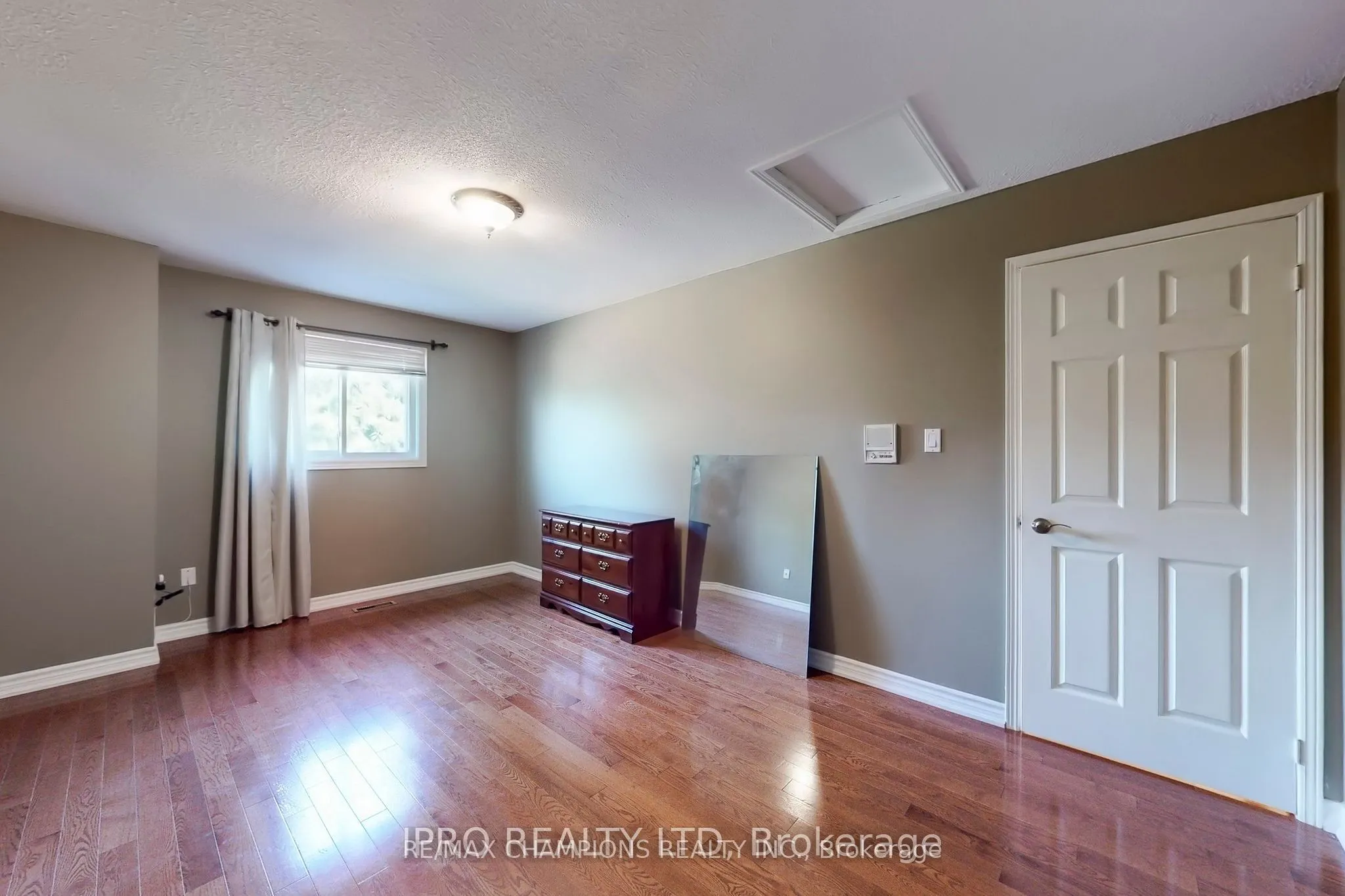 97 Castlehill Road